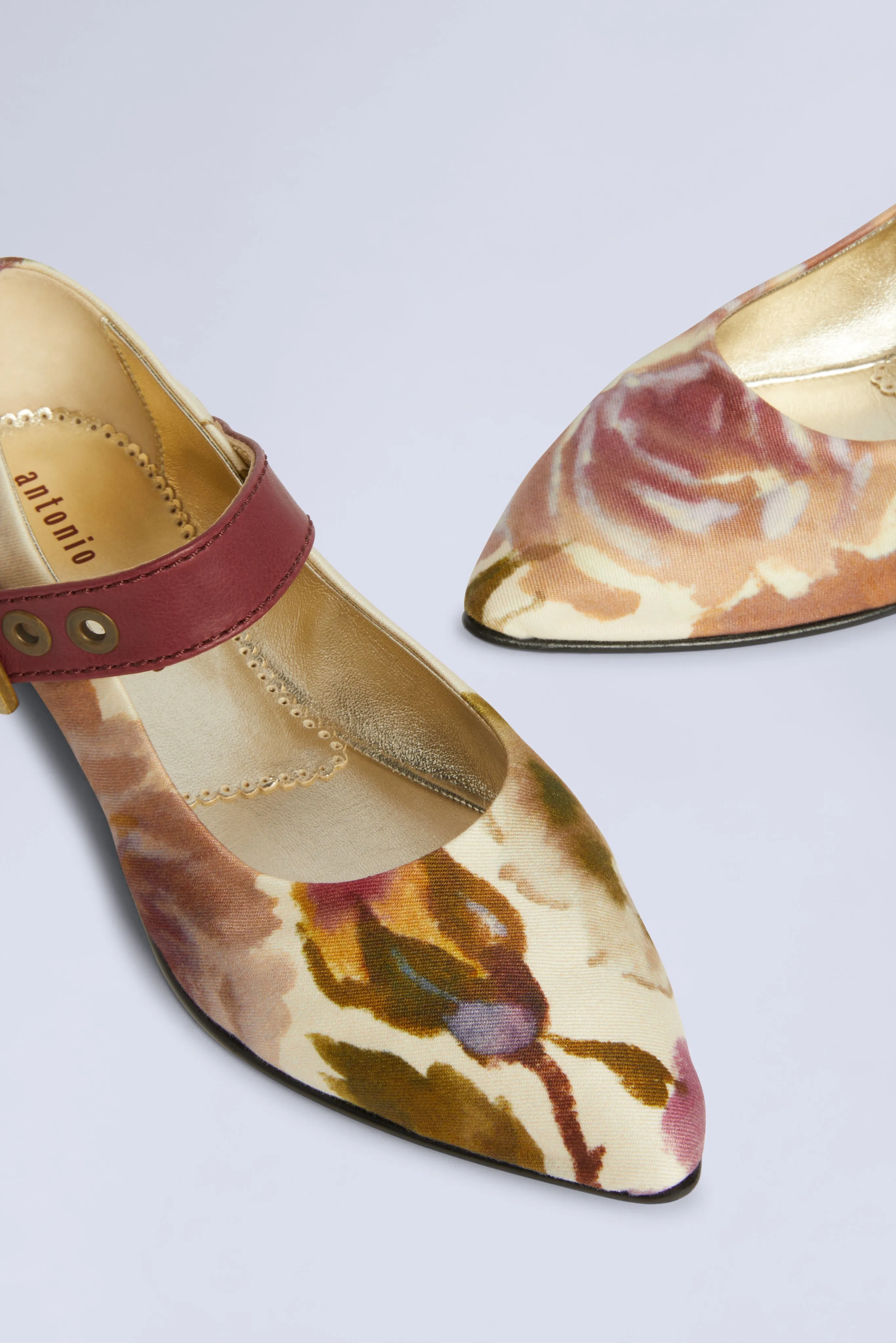 Sabrina II sold by Antonio Marras product image thumbnail 4