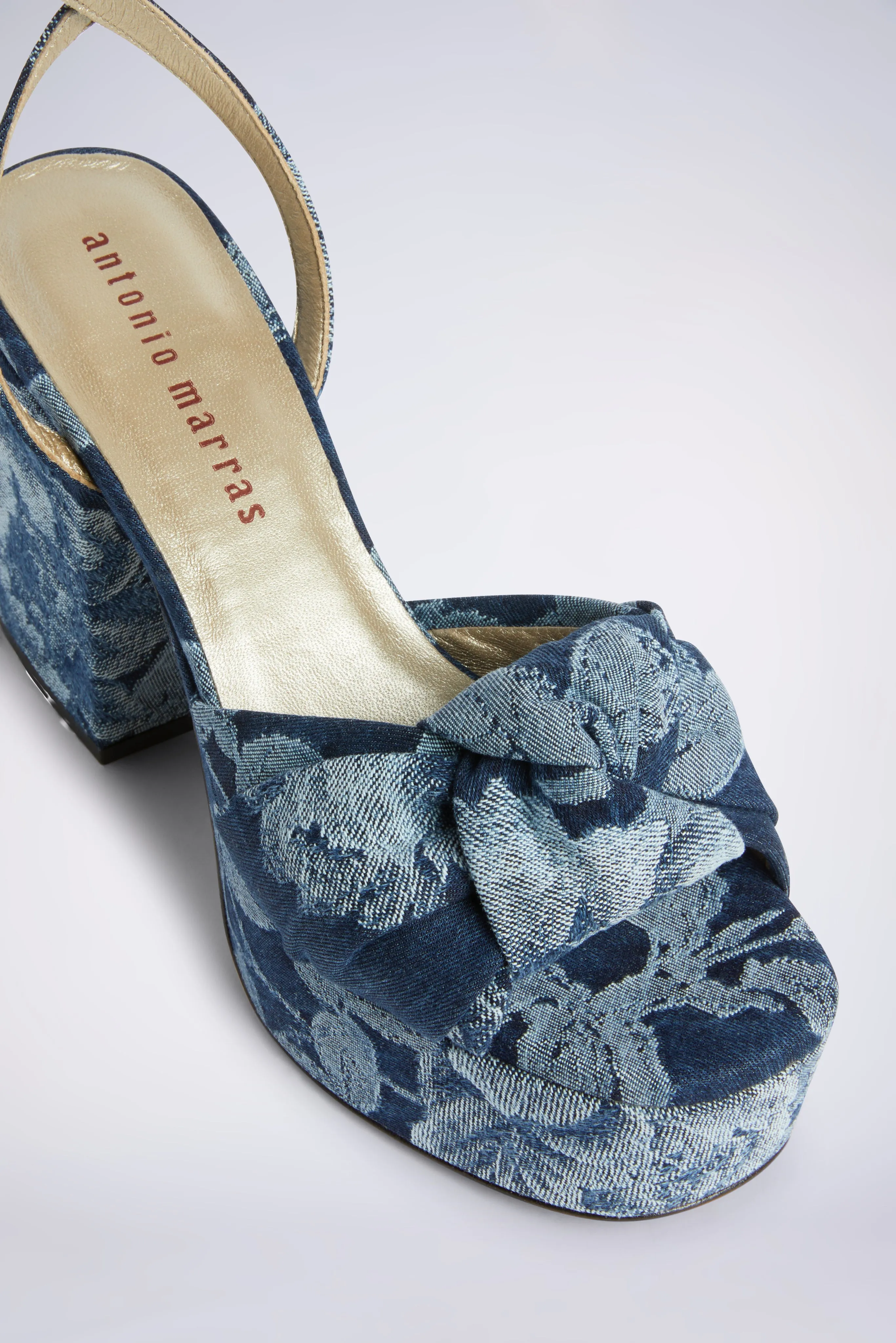 Dana VII sold by Antonio Marras product image thumbnail 4