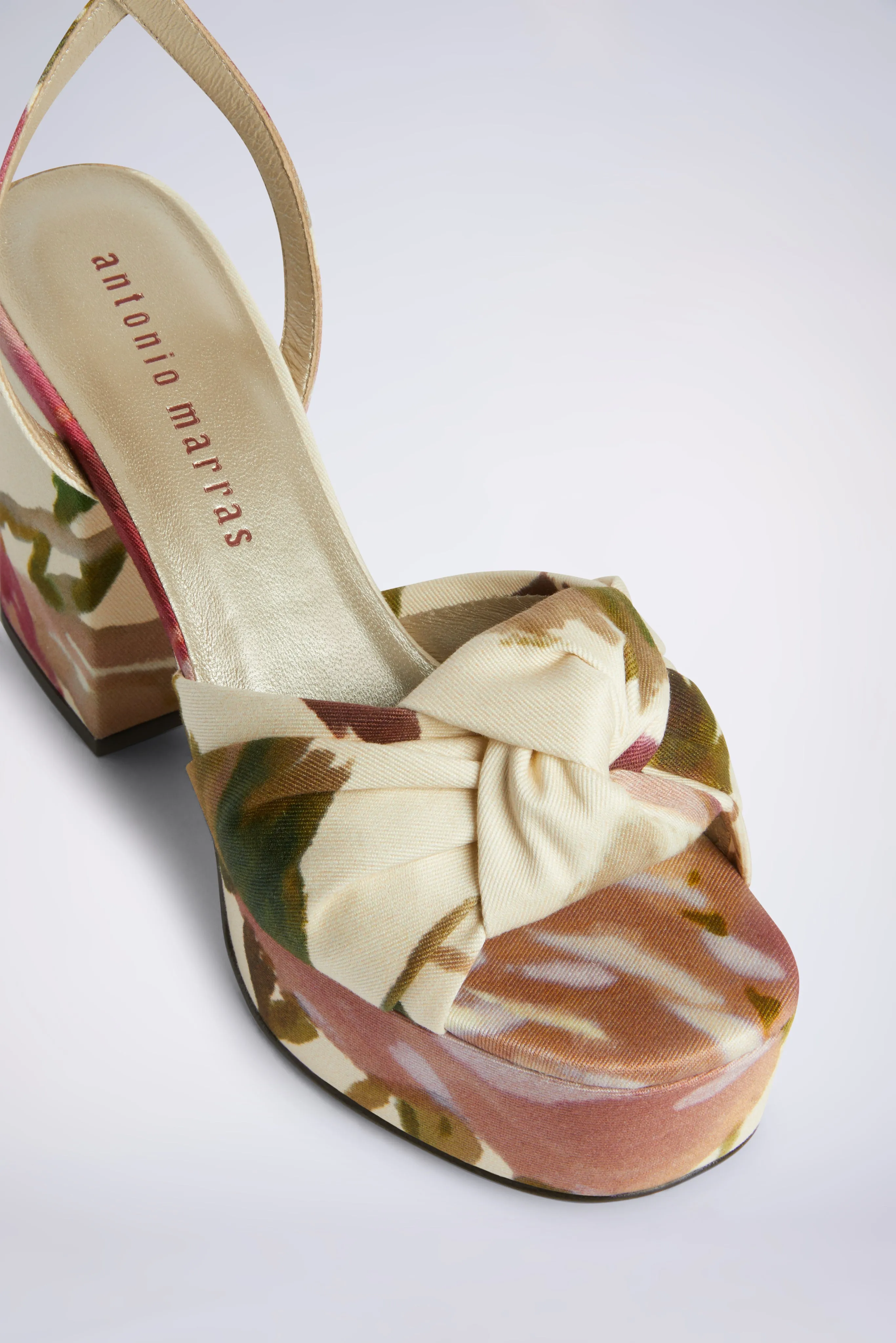 Dana VI sold by Antonio Marras product image thumbnail 4