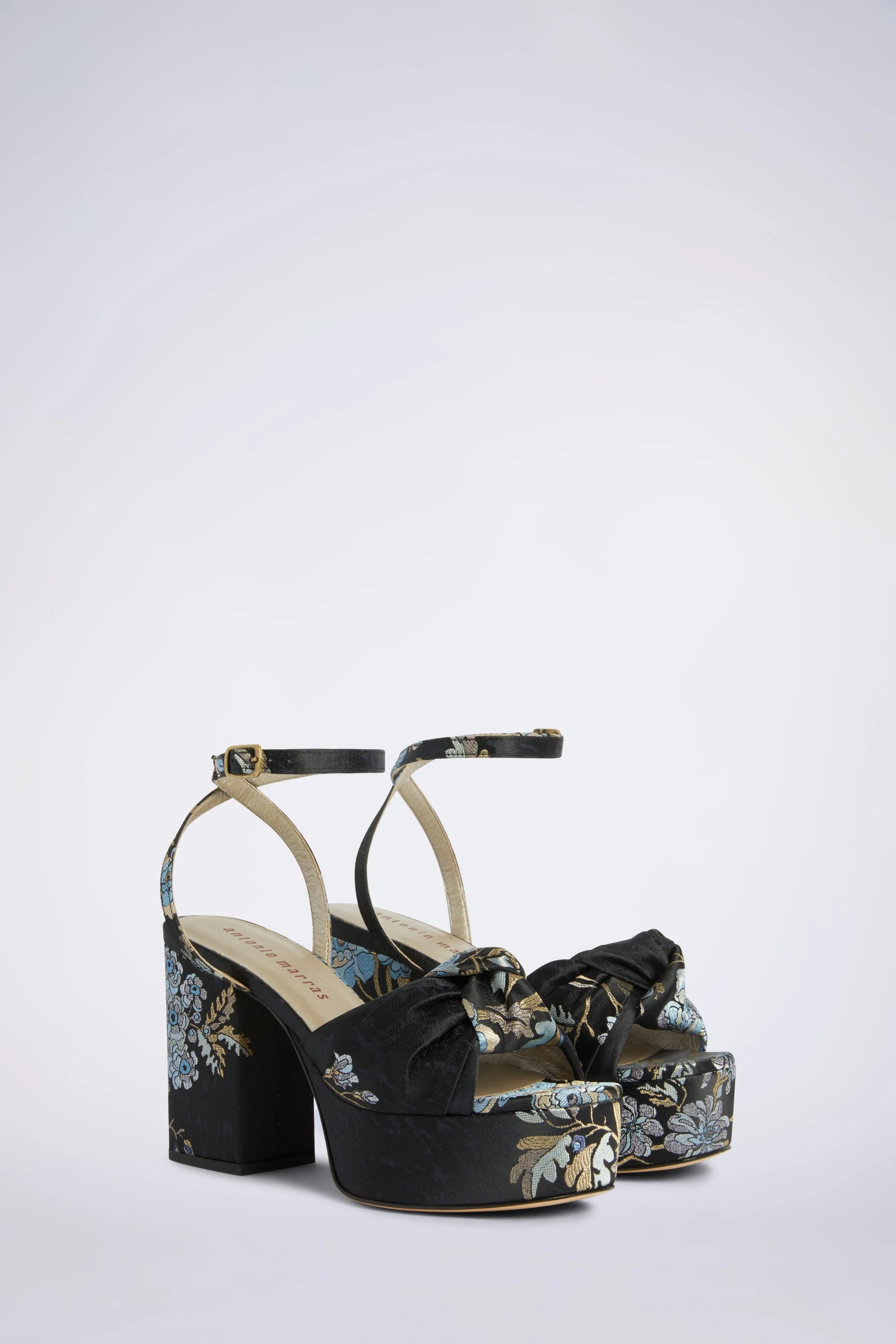 Dana V sold by Antonio Marras