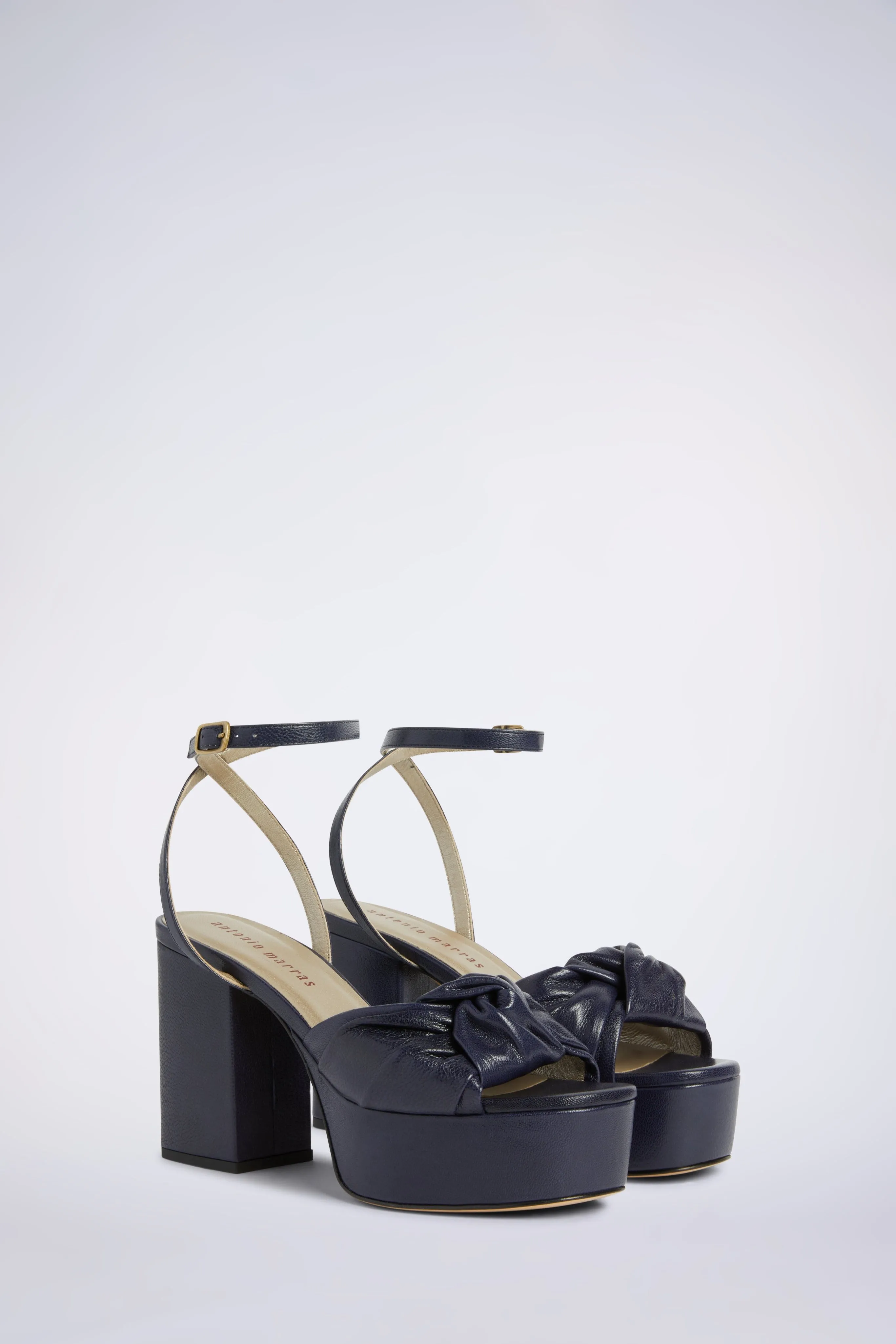 Dana II sold by Antonio Marras