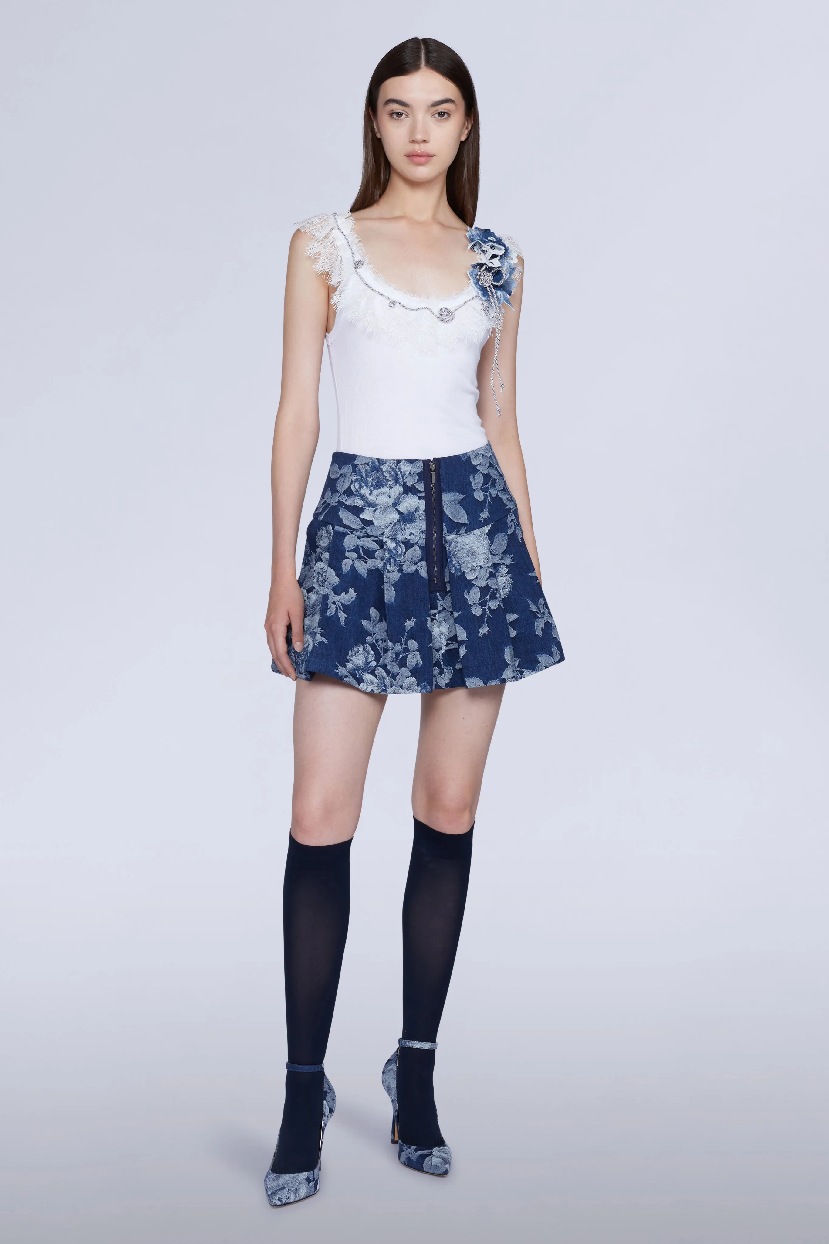 Candeo sold by Antonio Marras