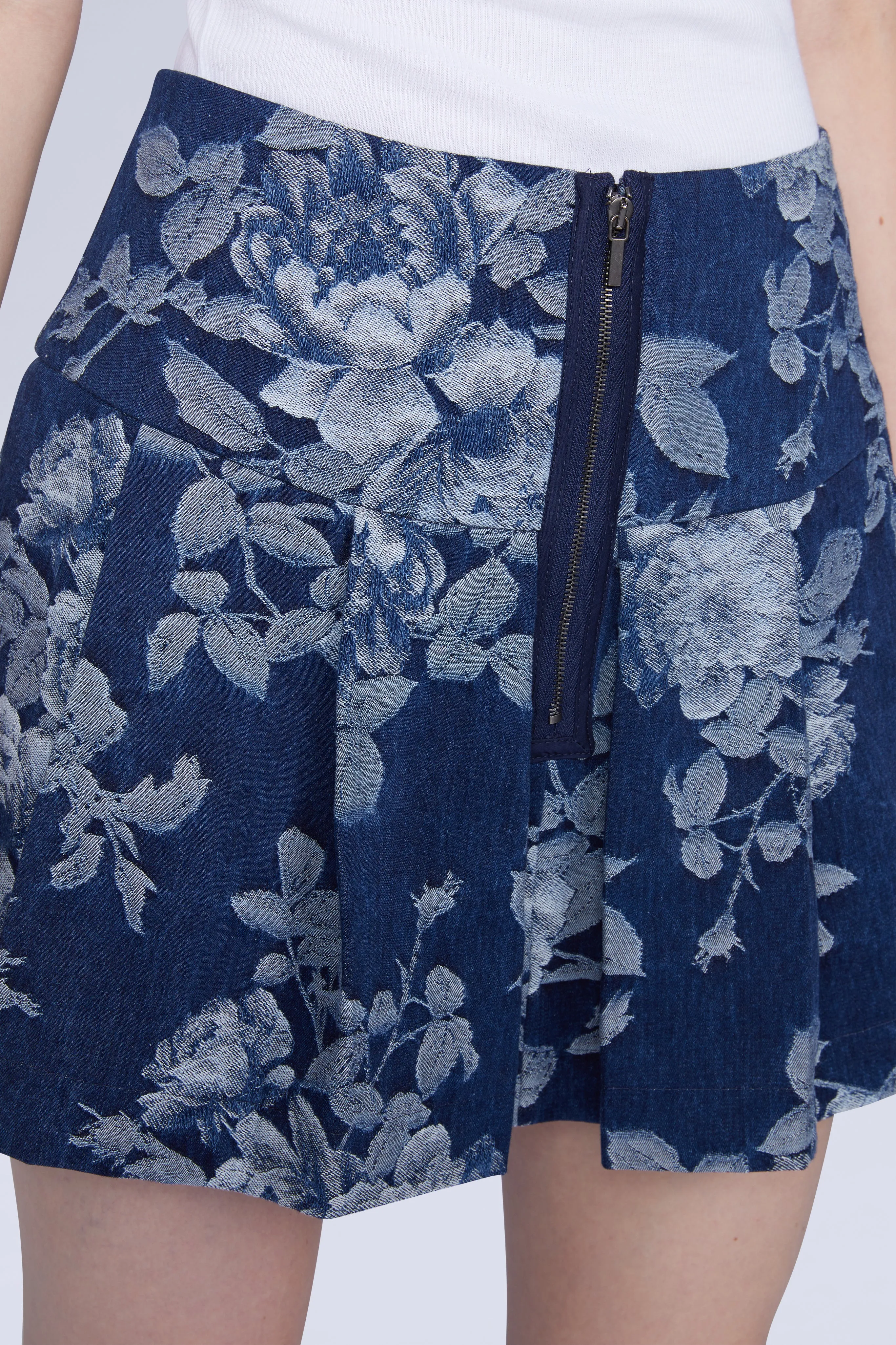 Candeo sold by Antonio Marras product image thumbnail 4