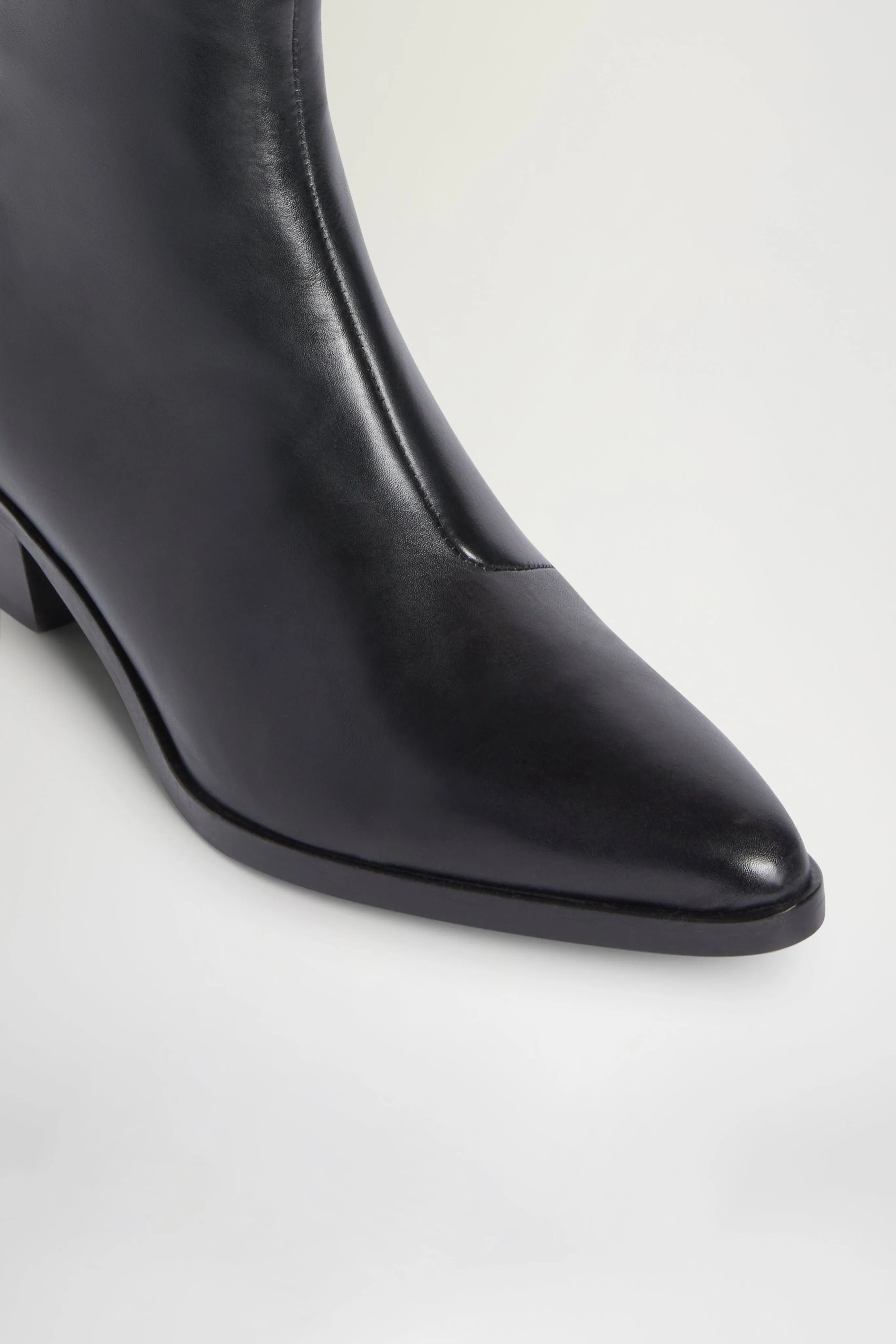 Nima sold by Antonio Marras product image thumbnail 4