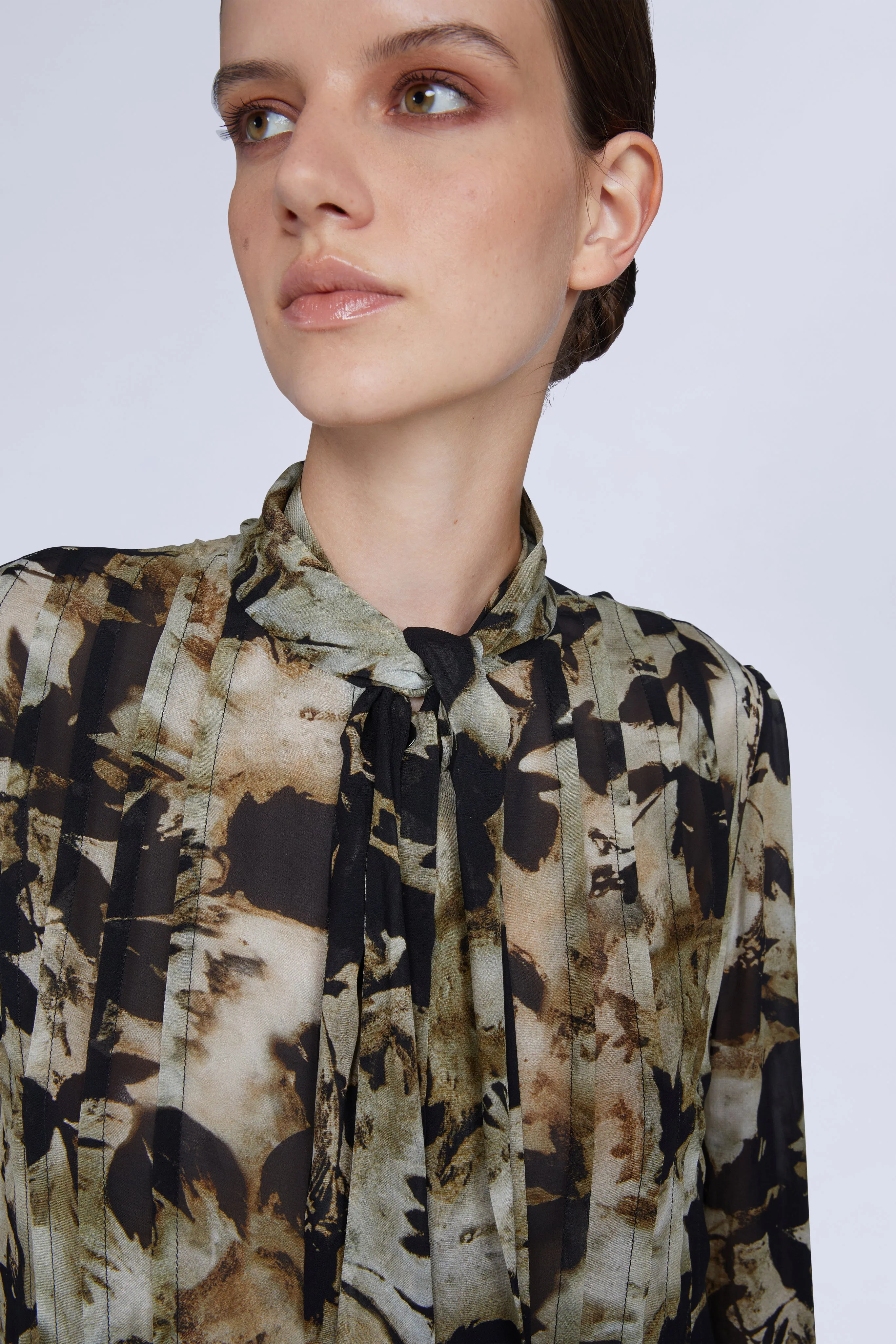 Lia sold by Antonio Marras product image thumbnail 4