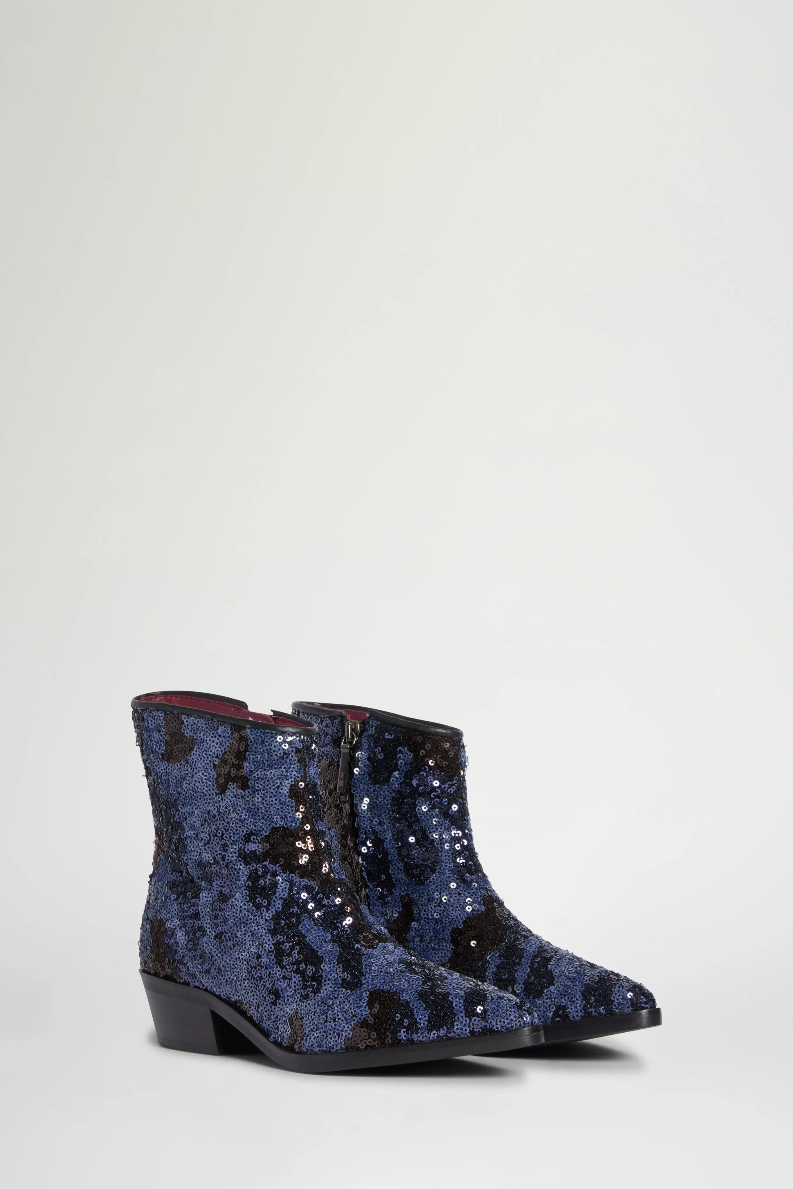 Nima II sold by Antonio Marras product image thumbnail 2