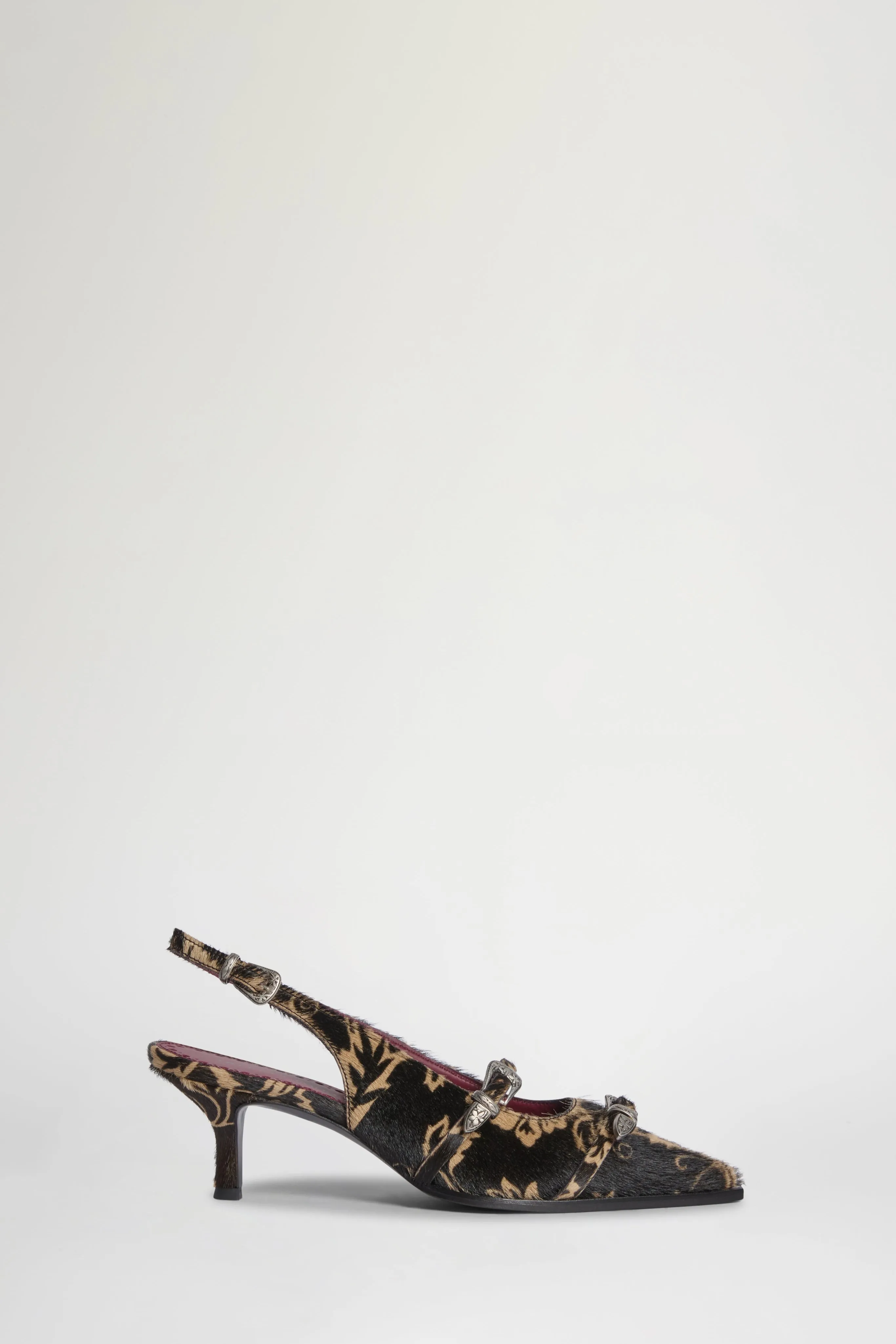 Siria sold by Antonio Marras