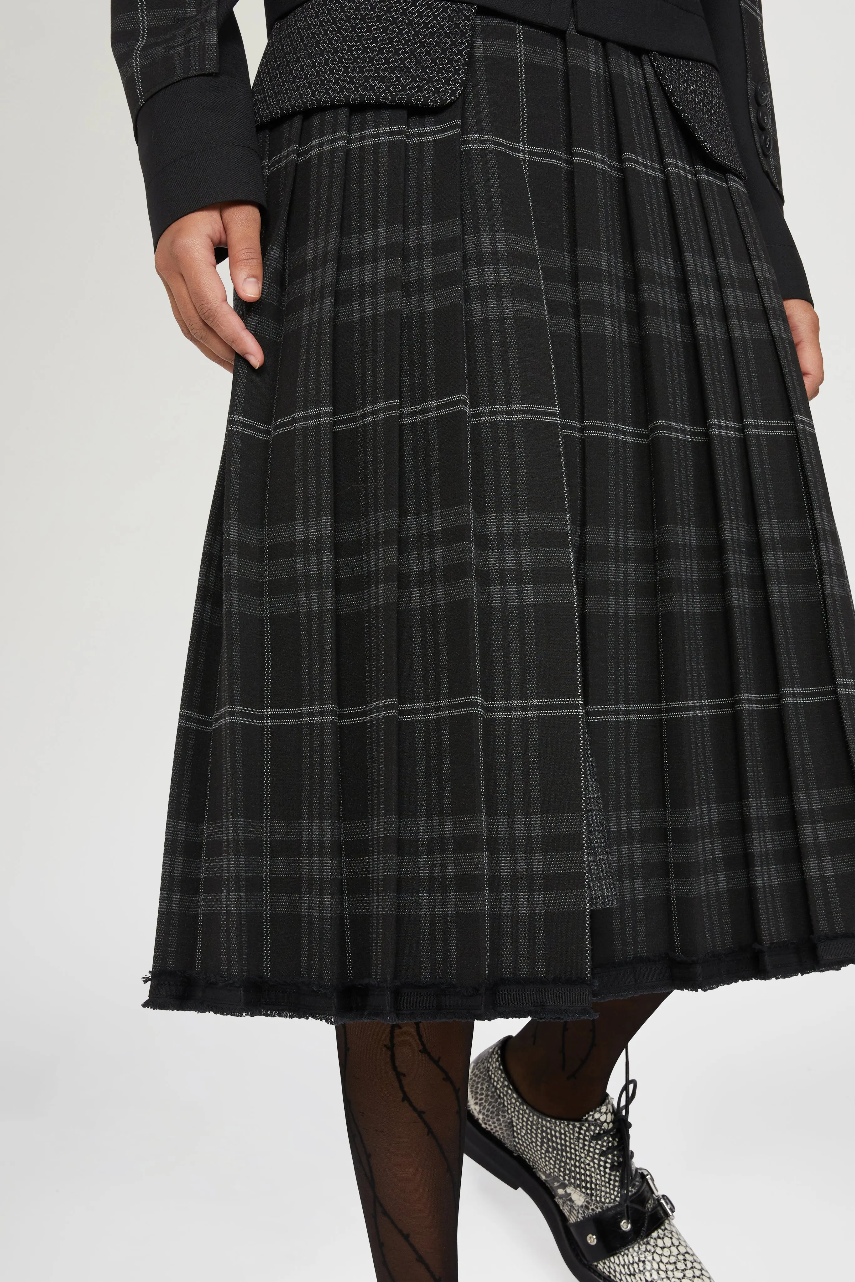 Tartan Pleated Wool Midi Skirt sold by Antonio Marras product image thumbnail 4