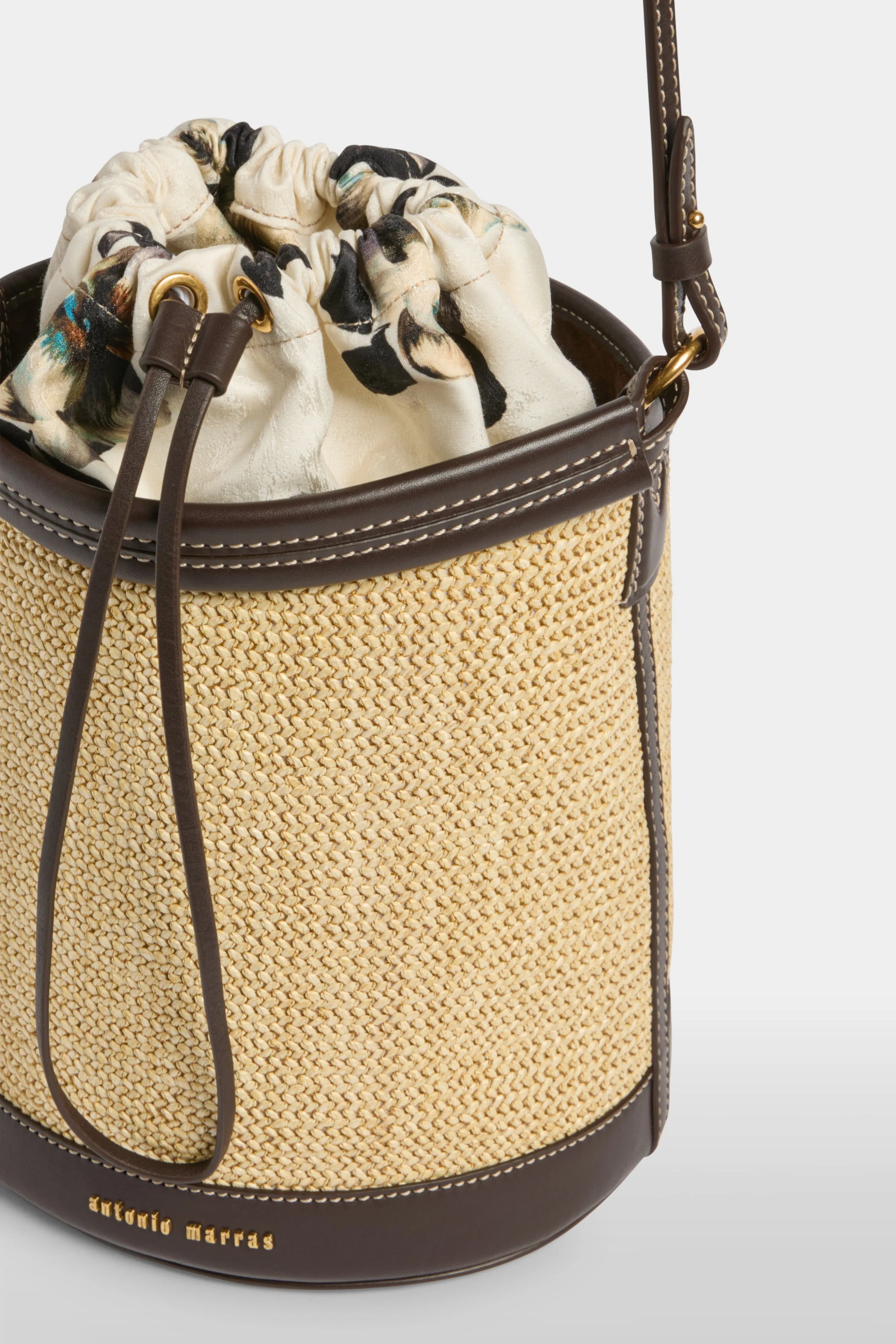 Raffia Bucket Bag sold by Antonio Marras product image thumbnail 4