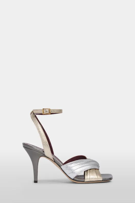 Curvy made by Antonio Marras