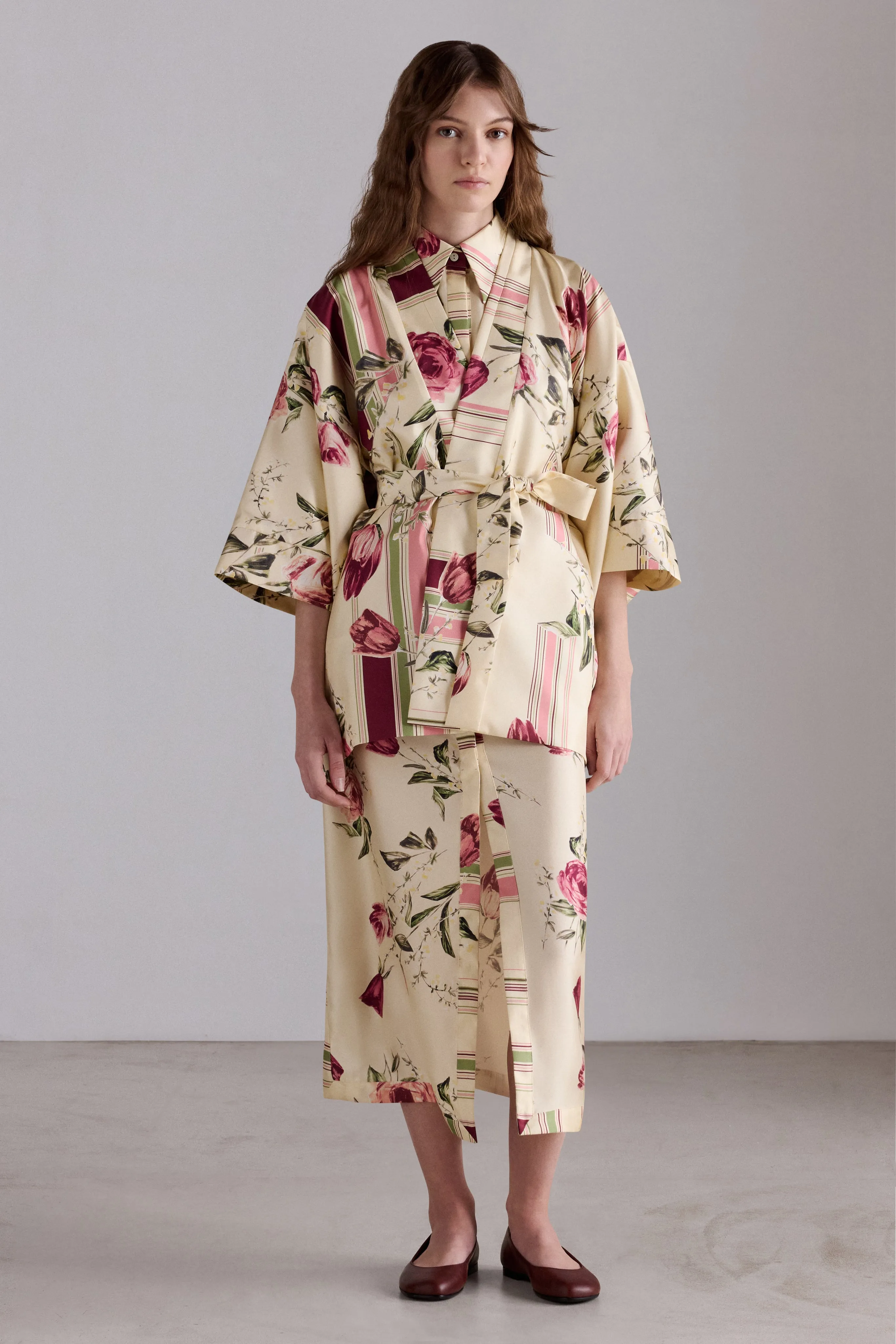Kimono with Rose and Tulip Print sold by Antonio Marras product image thumbnail 2