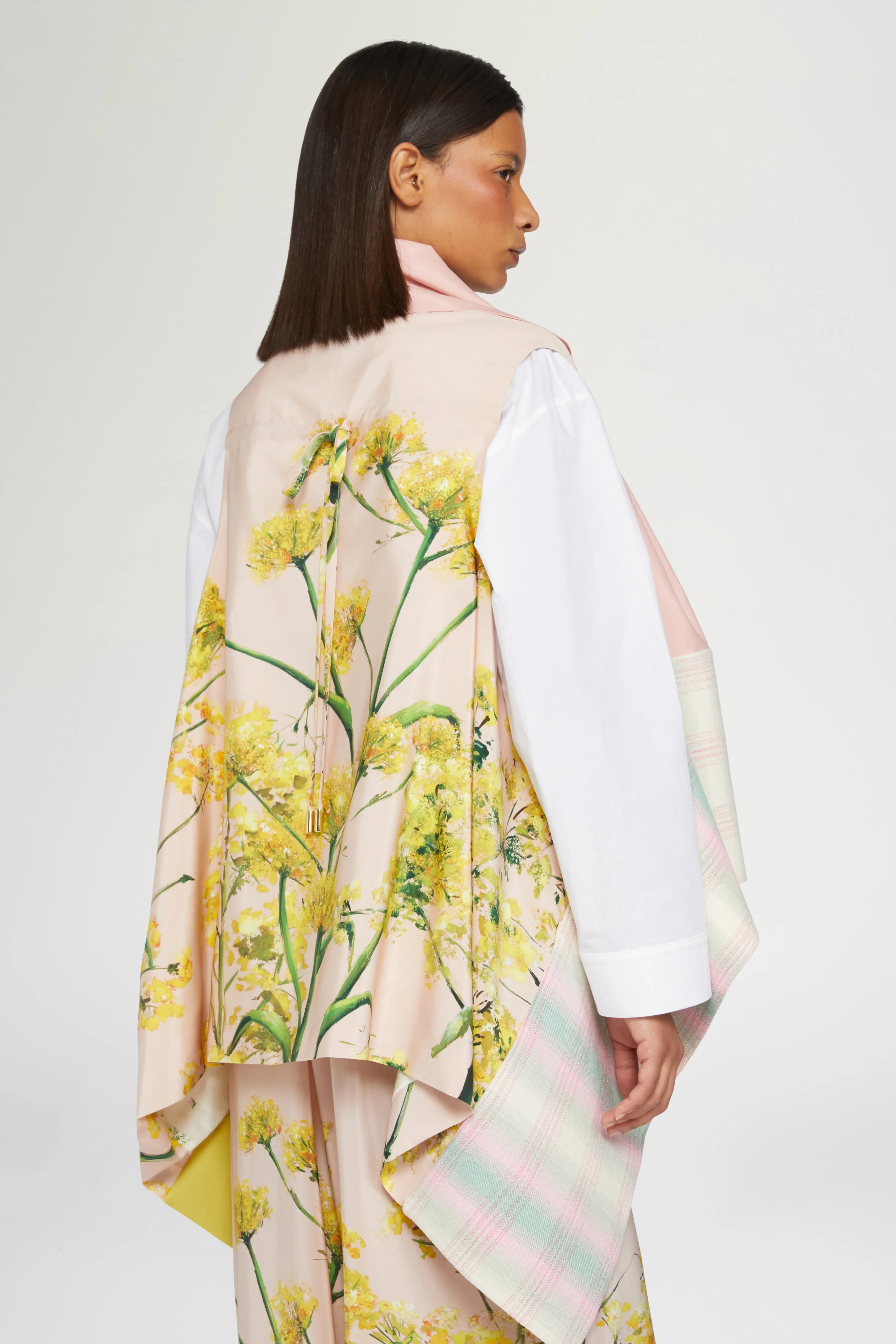 Begonia sold by Antonio Marras product image thumbnail 3