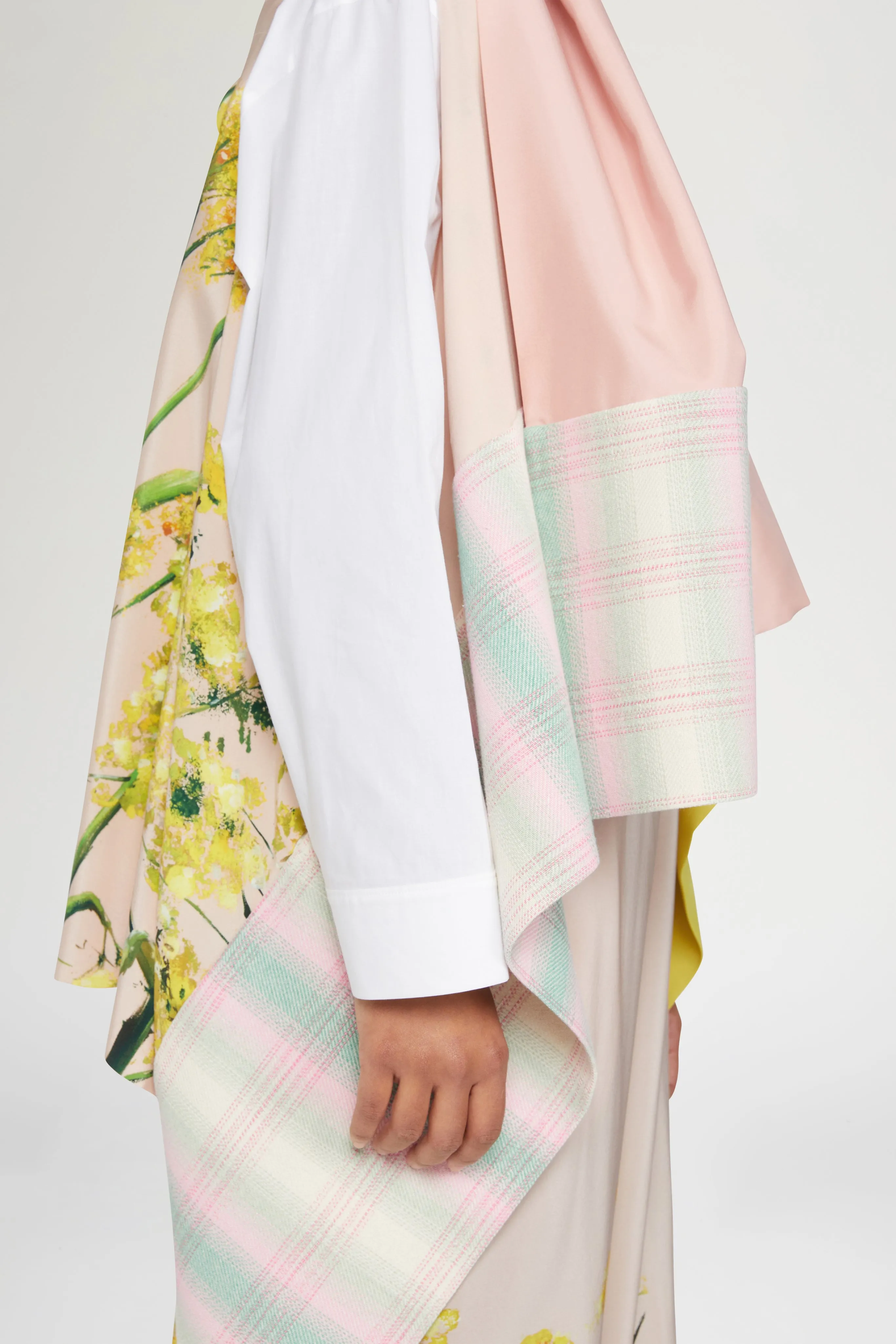 Begonia sold by Antonio Marras product image thumbnail 4