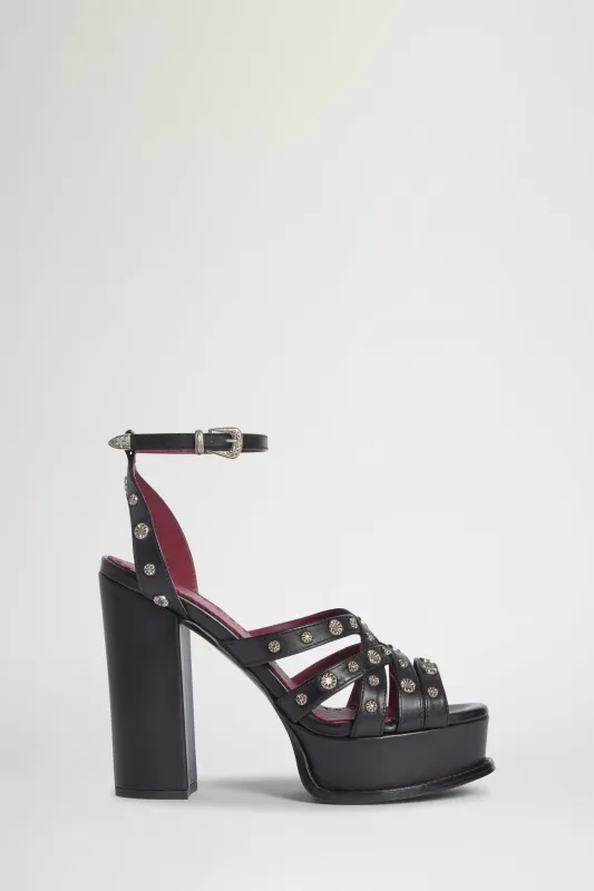Zayna II made by Antonio Marras
