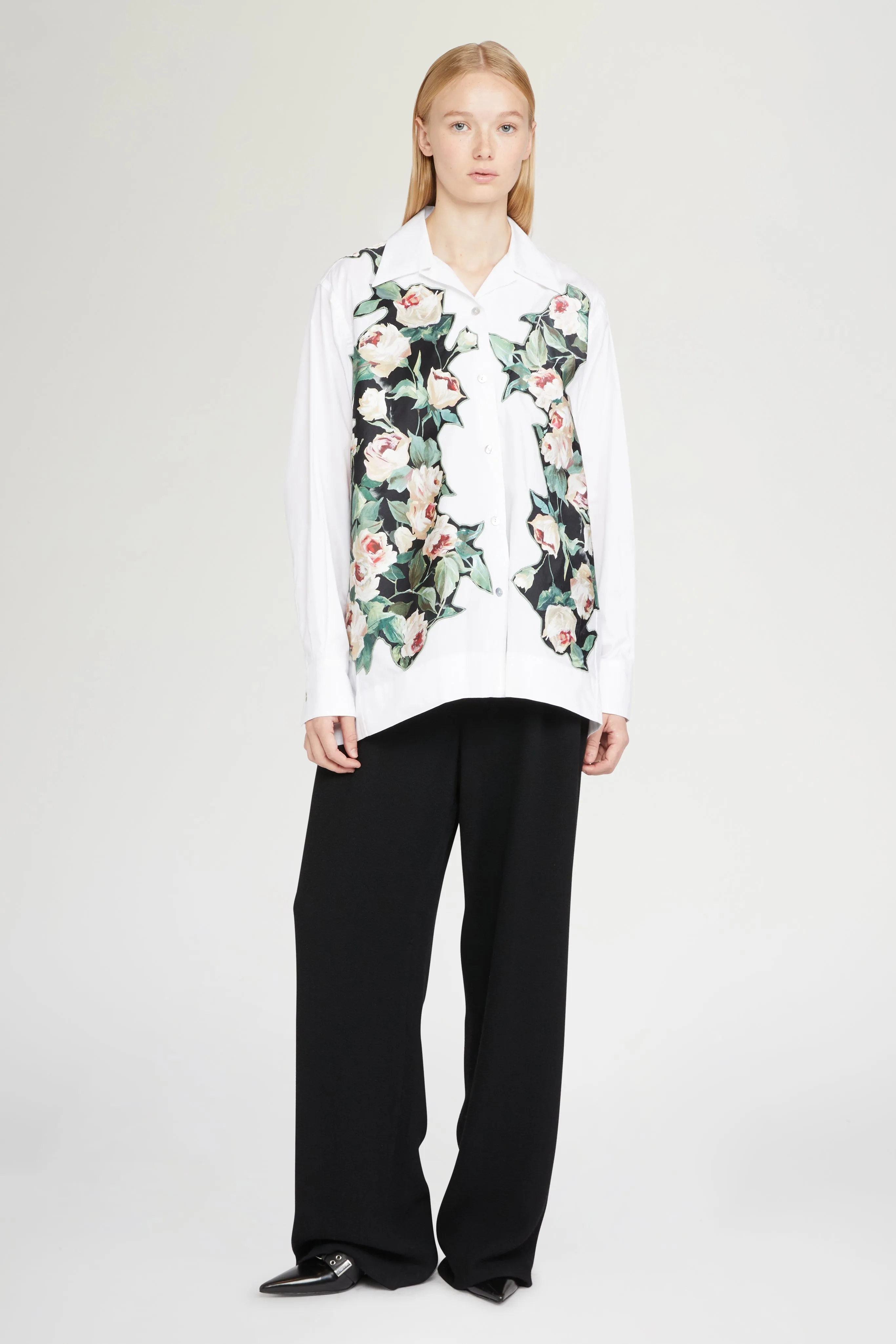 Layla White sold by Antonio Marras