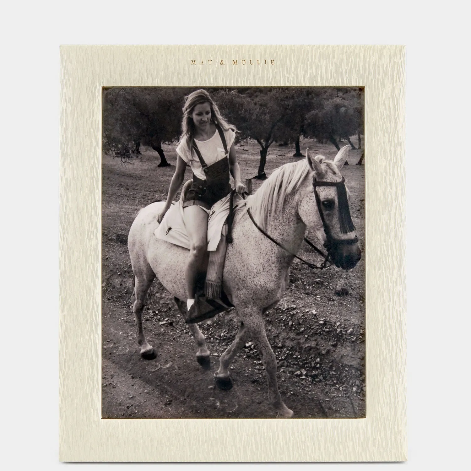 Bespoke Shaftesbury 8x10 Frame sold by Anya Hindmarch