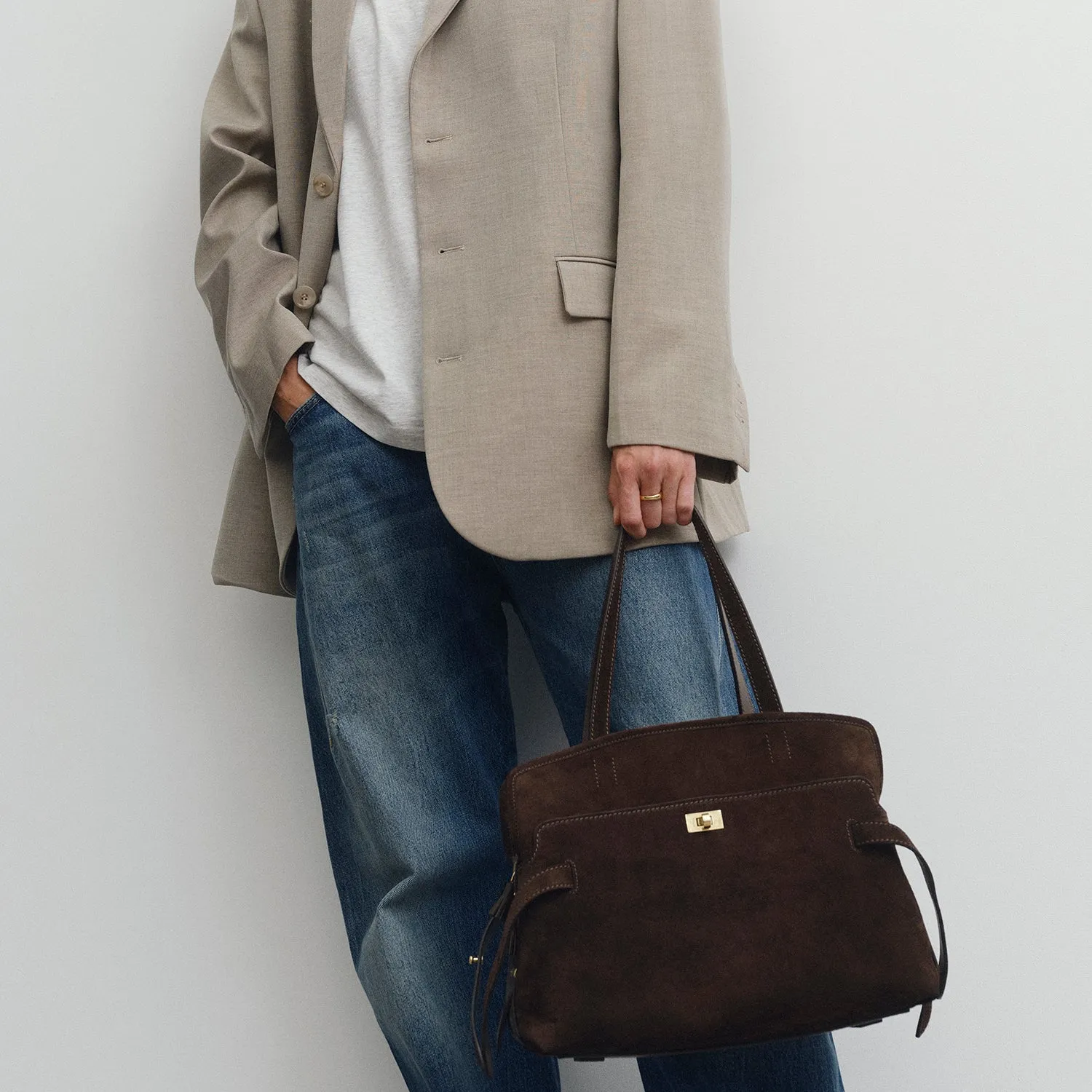 Wilson Shoulder Bag sold by Anya Hindmarch product image thumbnail 2