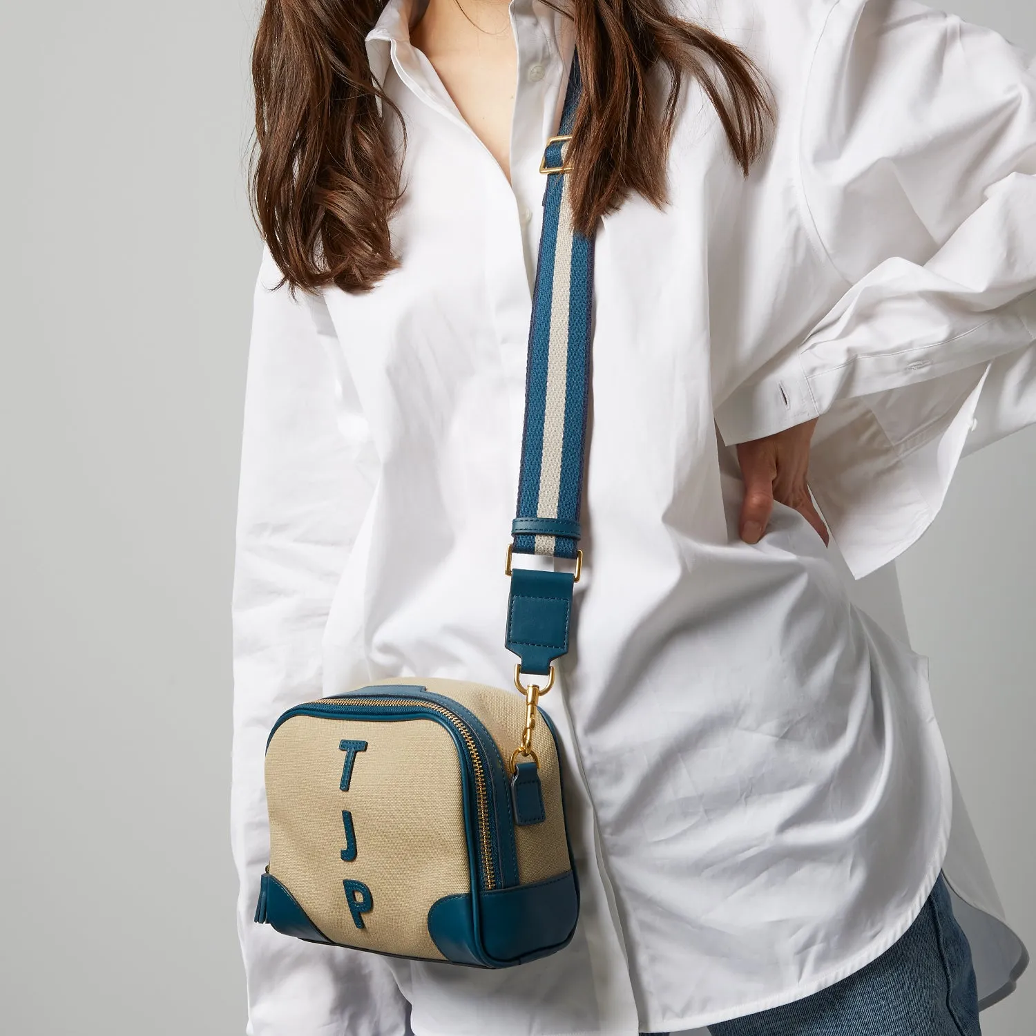 Bespoke Walton Cross-body sold by Anya Hindmarch product image thumbnail 2