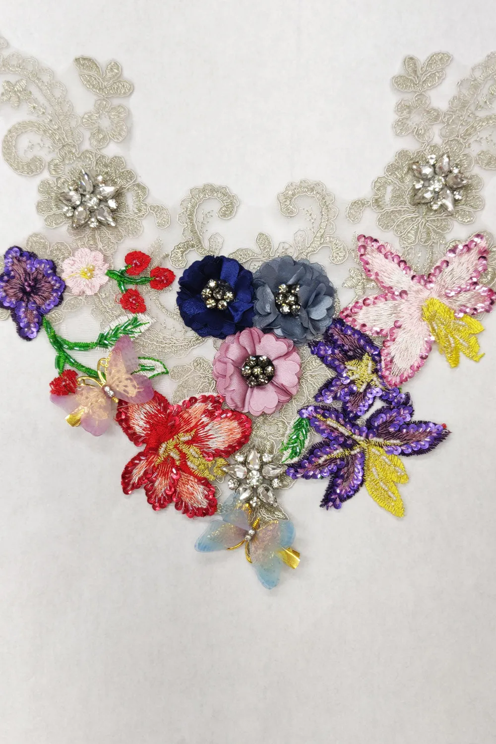 Queen Victoria Pinned Necklace sold by Aratta product image thumbnail 5