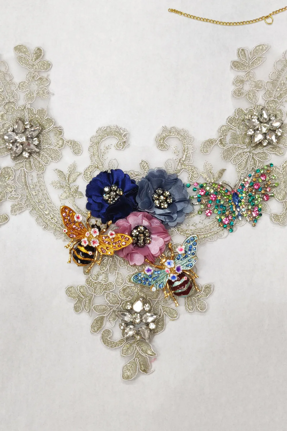 Queen Victoria Pinned Necklace sold by Aratta product image thumbnail 5