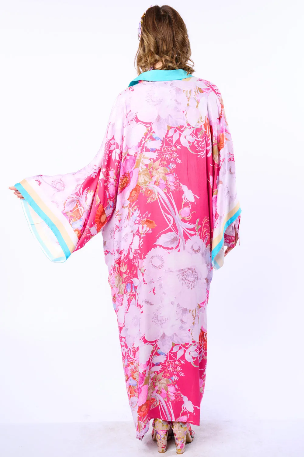Pretty In The Pink Maxi Kimono / Topper sold by Aratta product image thumbnail 2