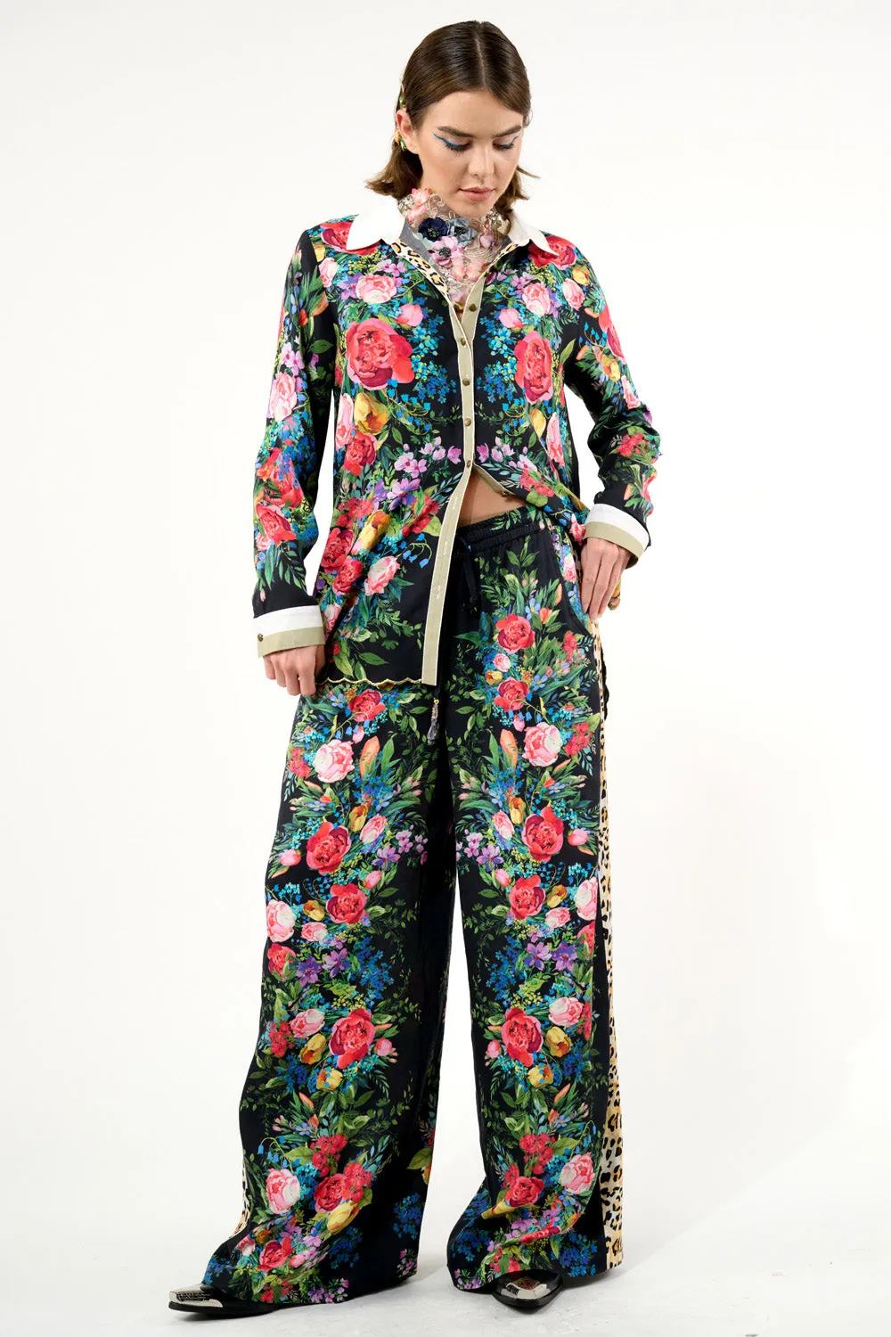 Zinnia Pants sold by Aratta product image thumbnail 3