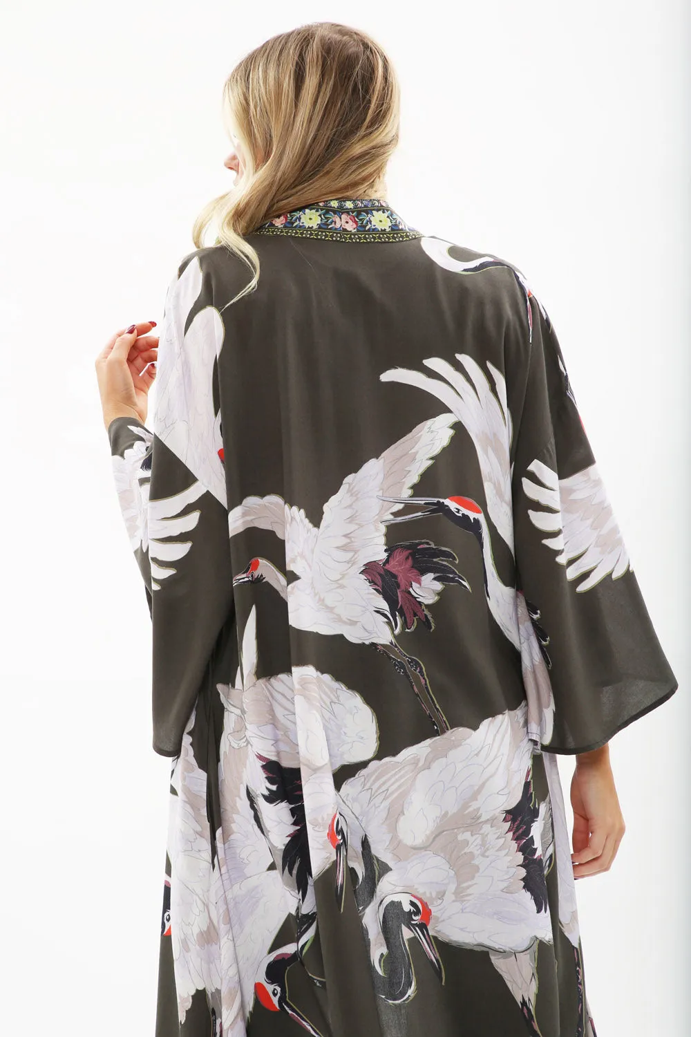 Story of the Crane Kimono sold by Aratta product image thumbnail 4