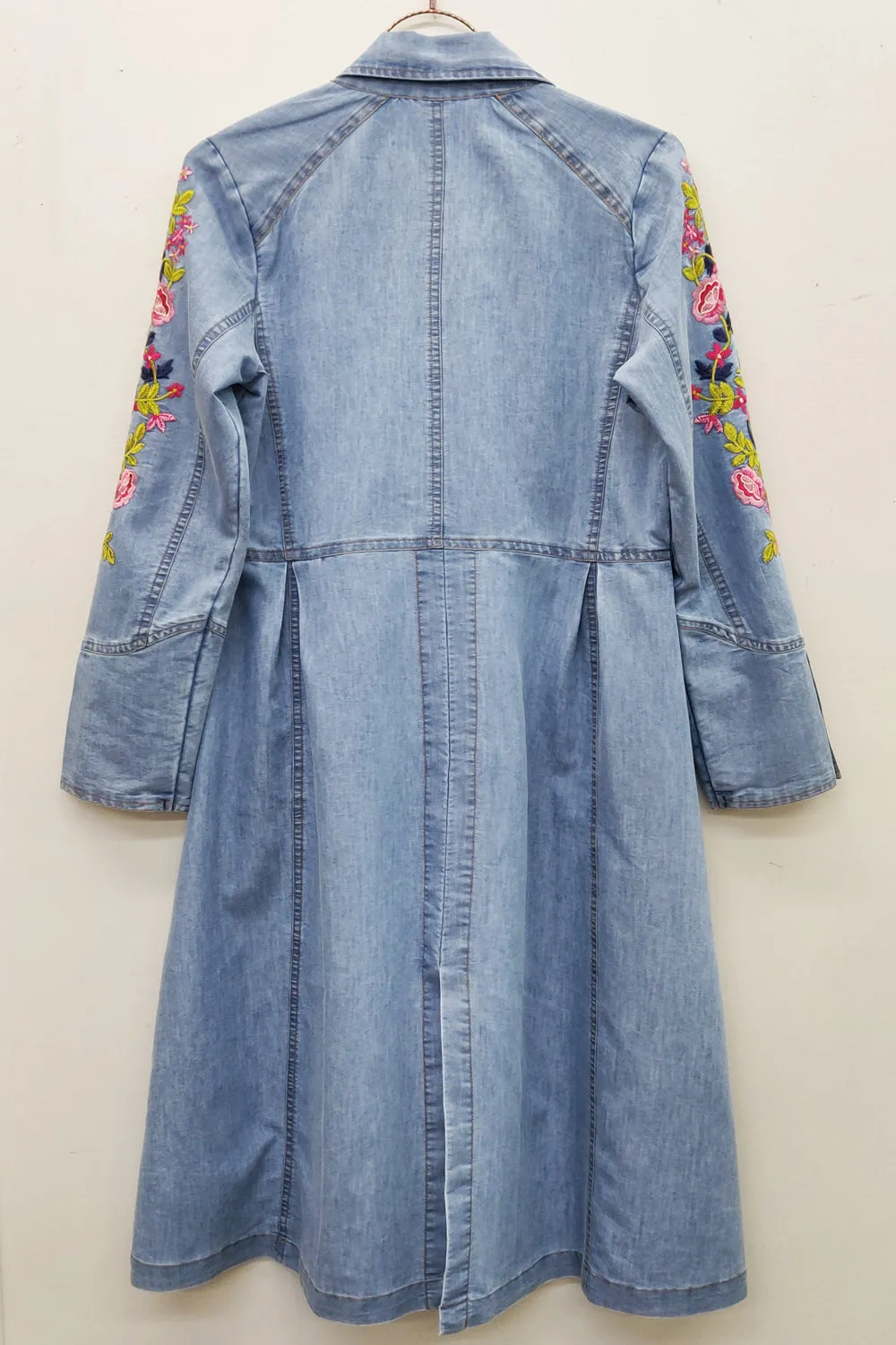 New Yorker Coat sold by Aratta product image thumbnail 2