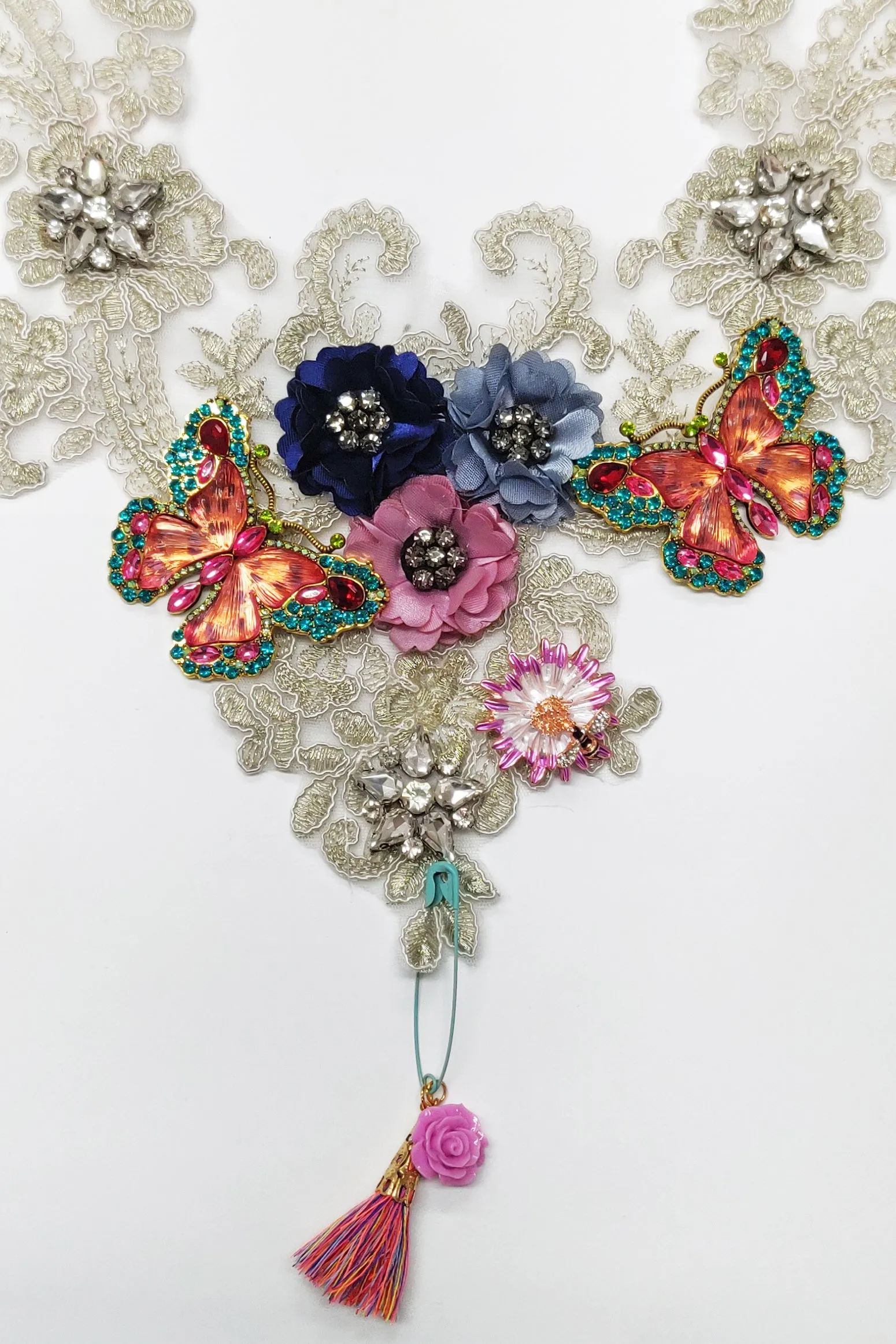 Queen Victoria Pinned Necklace sold by Aratta product image thumbnail 3