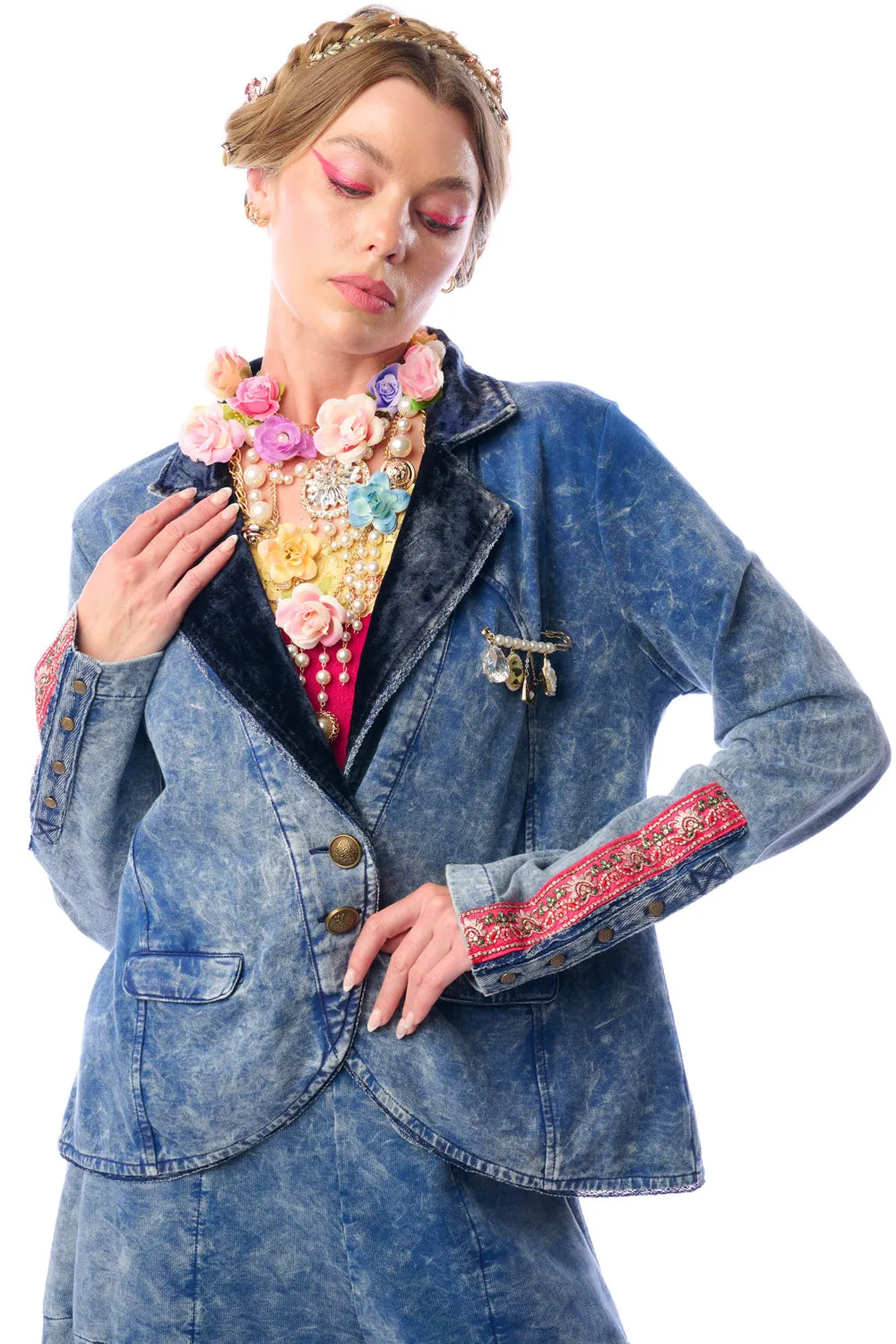 Colonel Jacket sold by Aratta product image thumbnail 2