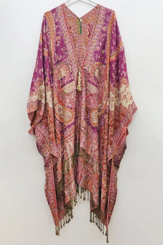 Sofia Poncho made by Aratta