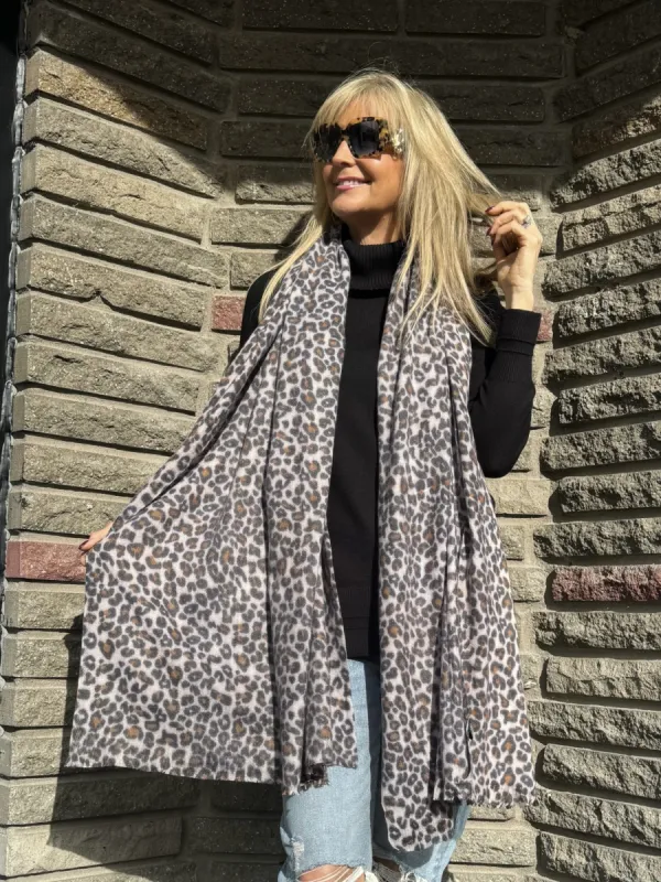 Trendy Luxurious Leopard Print Scarf | SC601 sold by Artizan