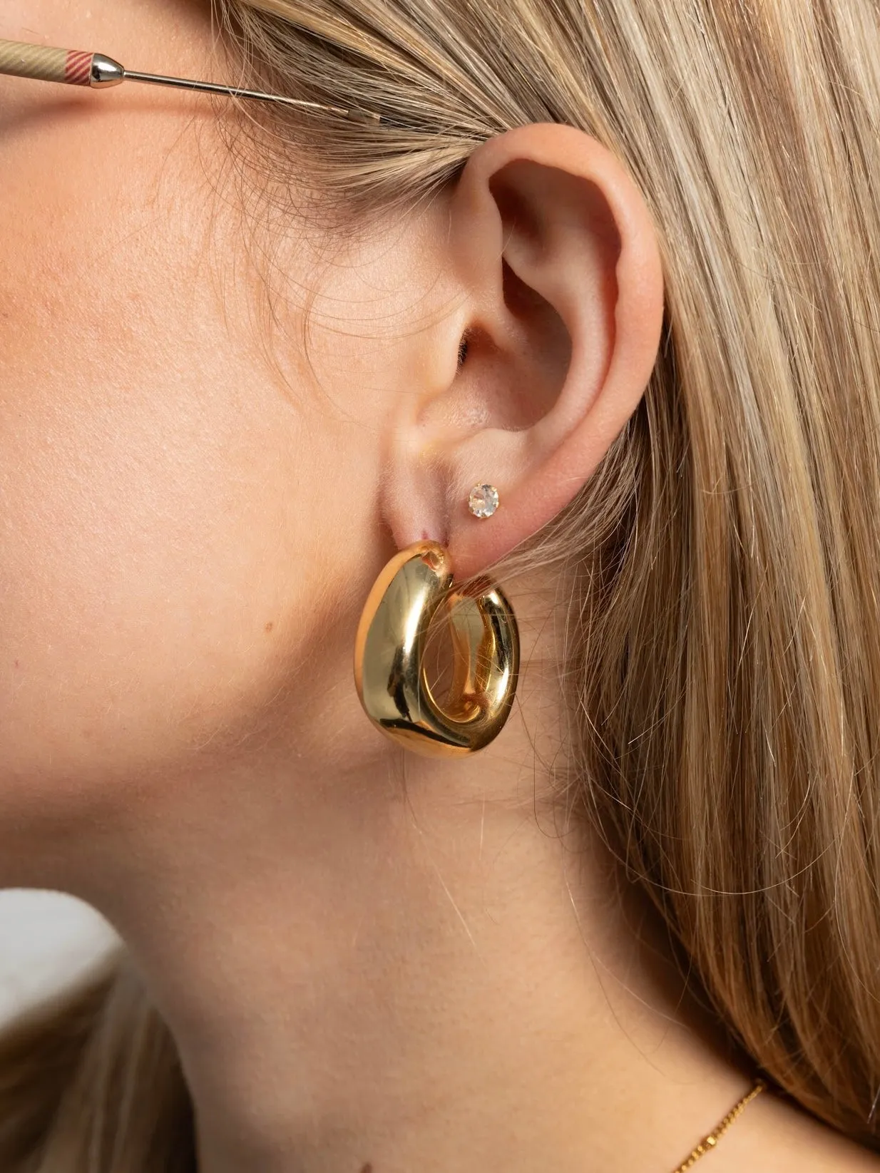 Chunky Hoop Earrings | BE166 sold by Artizan