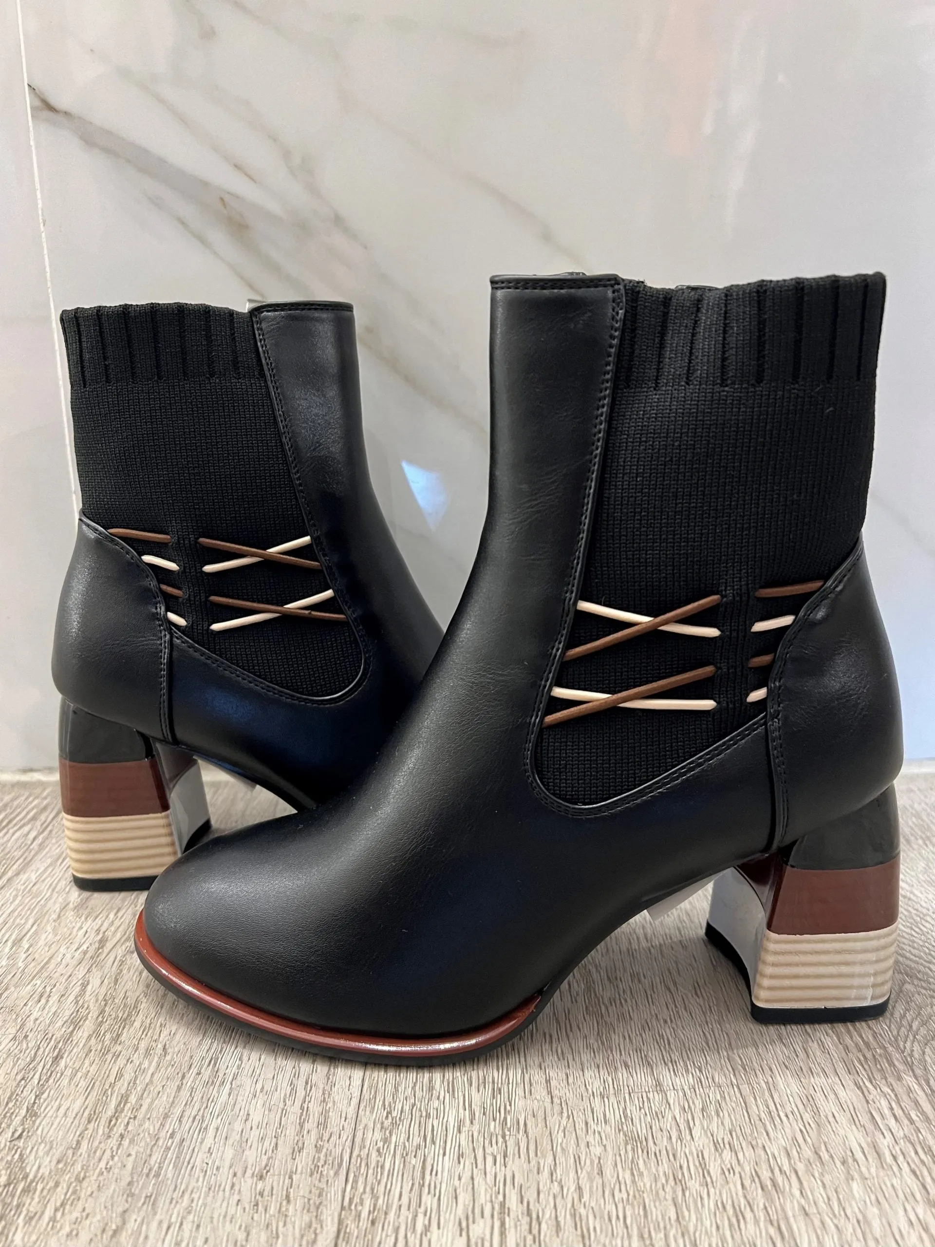 Contrast Stitch Booties | BT22 sold by Artizan product image thumbnail 3