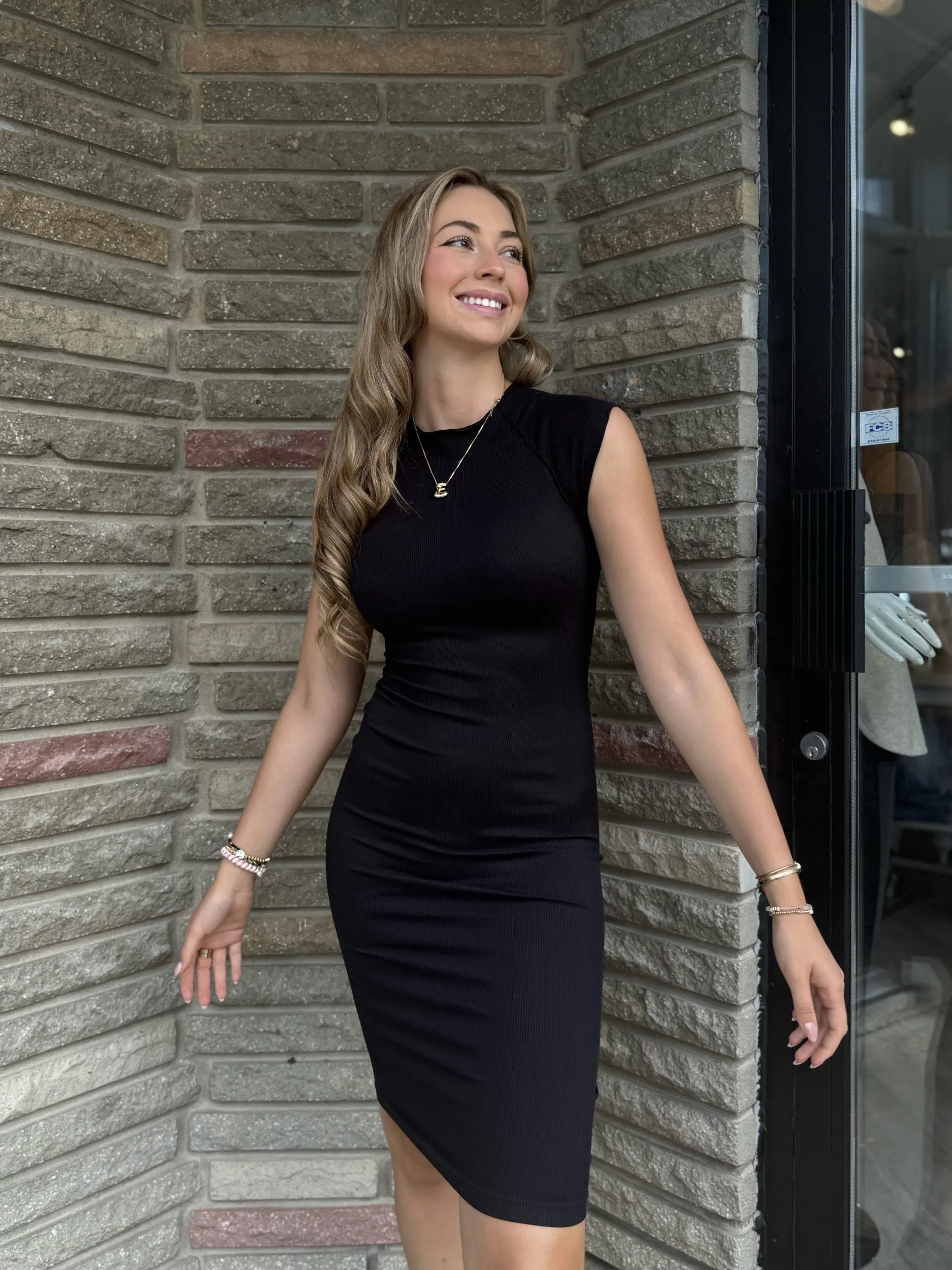 Sleeveless Bodycon Dress | D660 sold by Artizan