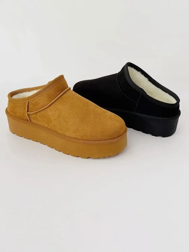Classic Fall Slip On Boot | BT18 sold by Artizan