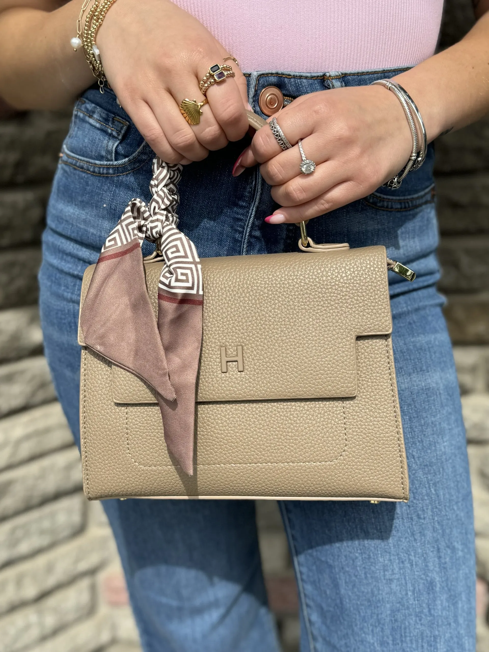 Hope Purse | P605 sold by Artizan product image thumbnail 3