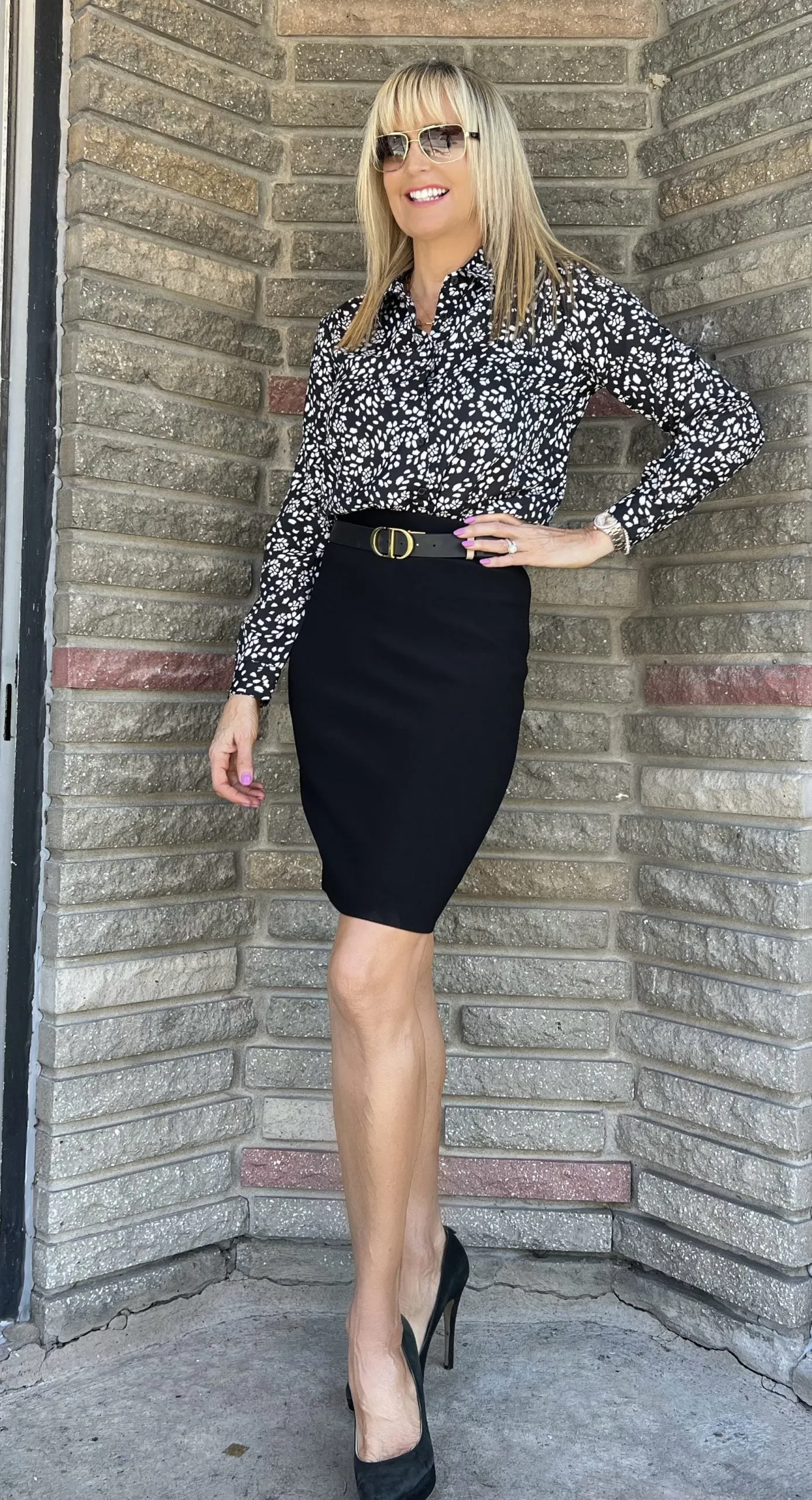 Sexy Slimming Pull On Knee Length Skirt | R633 sold by Artizan product image thumbnail 2
