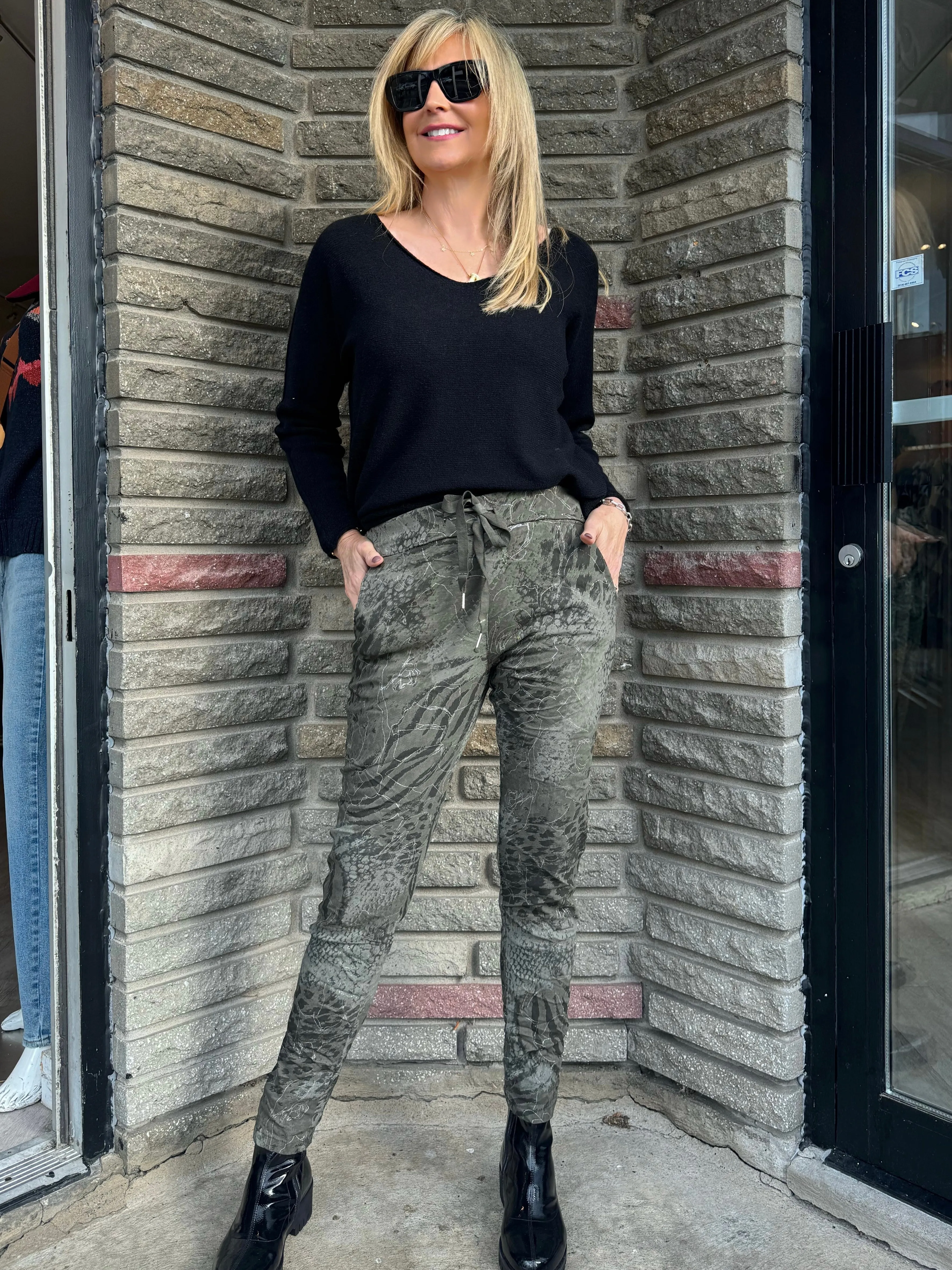 Ravello Joggers | PA656 sold by Artizan product image thumbnail 3