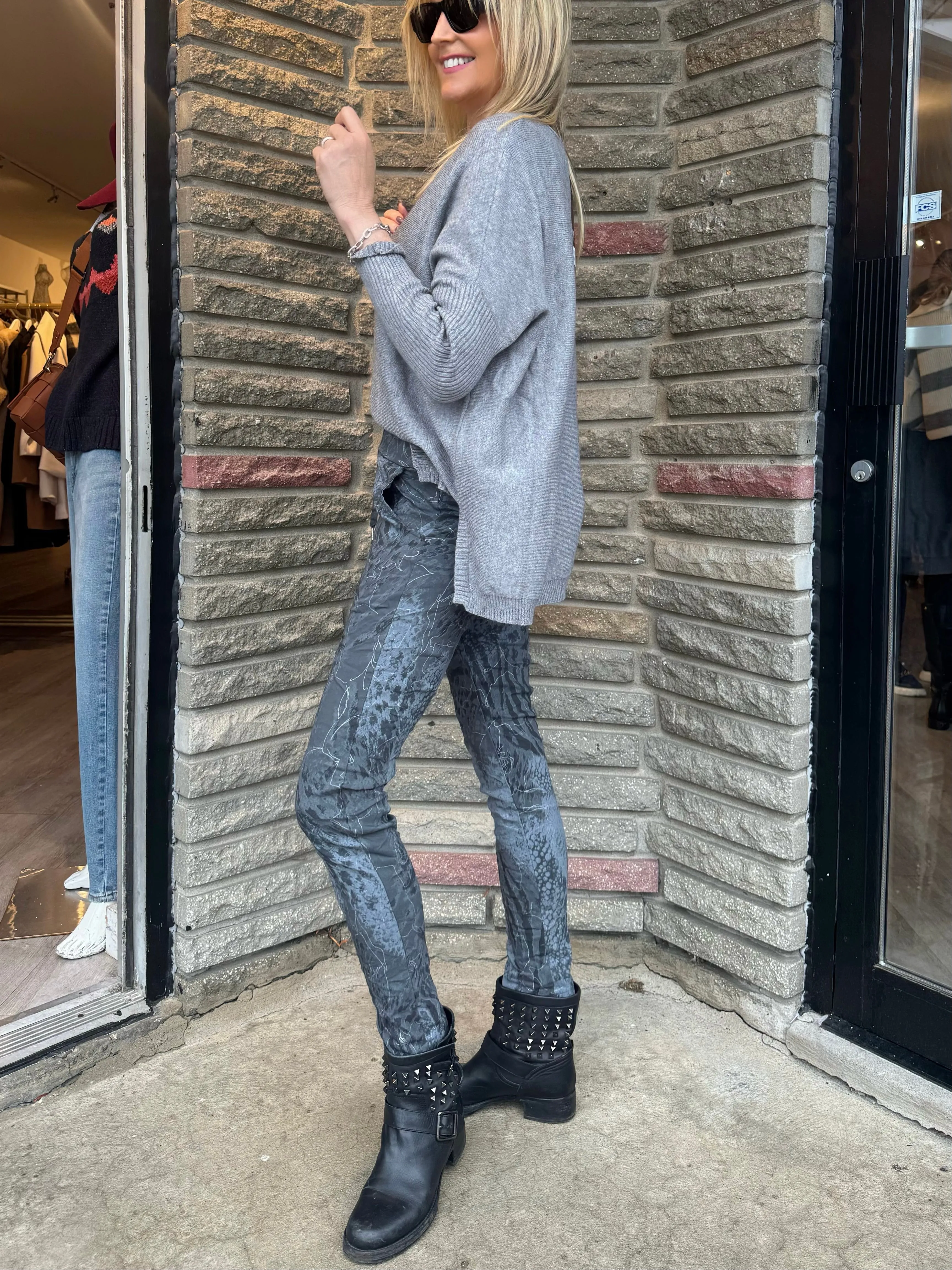 Ravello Joggers | PA656 sold by Artizan product image thumbnail 2