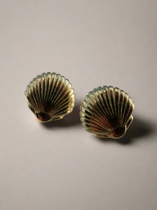 Shell Earrings sold by Artizan