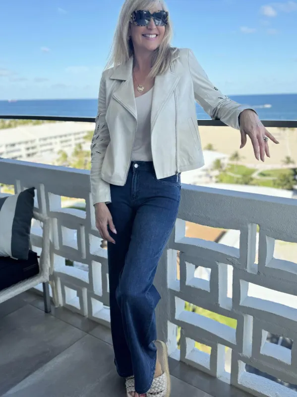 Goldie Classic Wide-Leg Stretch Jeans | R847 sold by Artizan