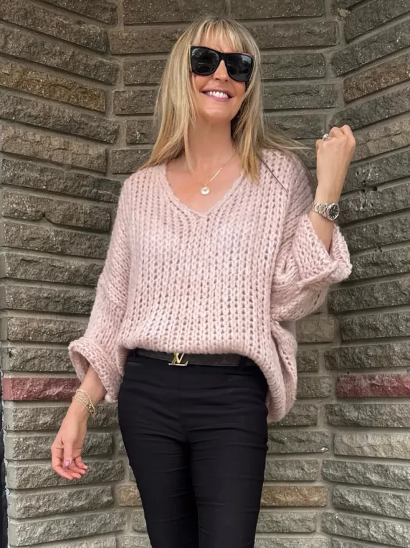 Cozy Chunky Knit Sweater | SW204 sold by Artizan