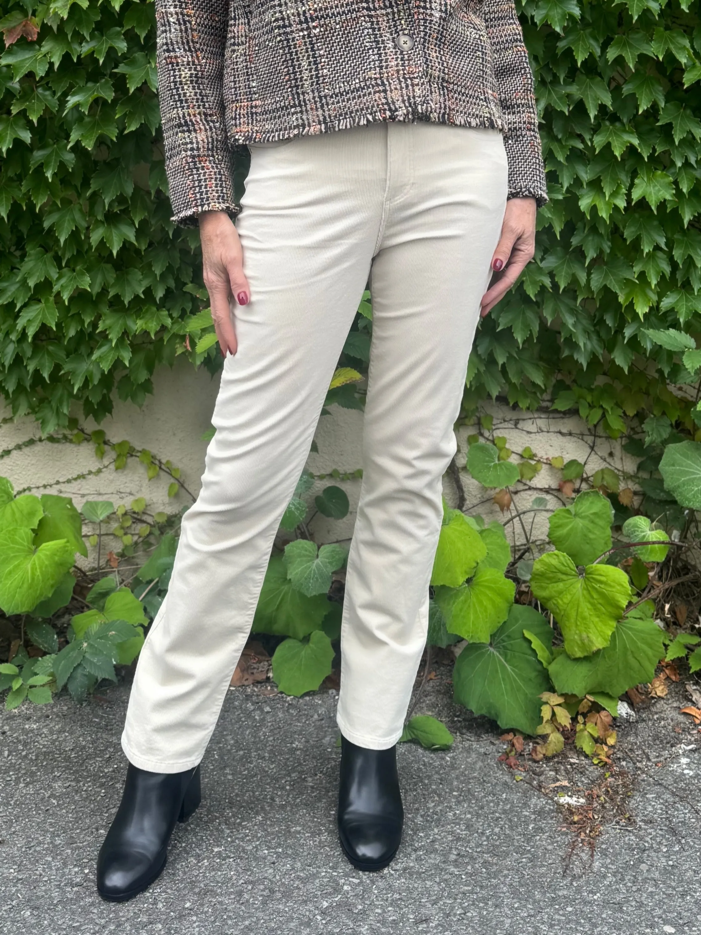 Classic Straight Corduroy Pant | PA213 sold by Artizan product image thumbnail 3