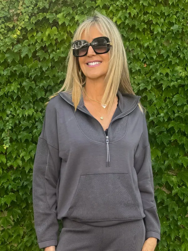 Techno Lux Quarter Zip Sweater | SW222 sold by Artizan