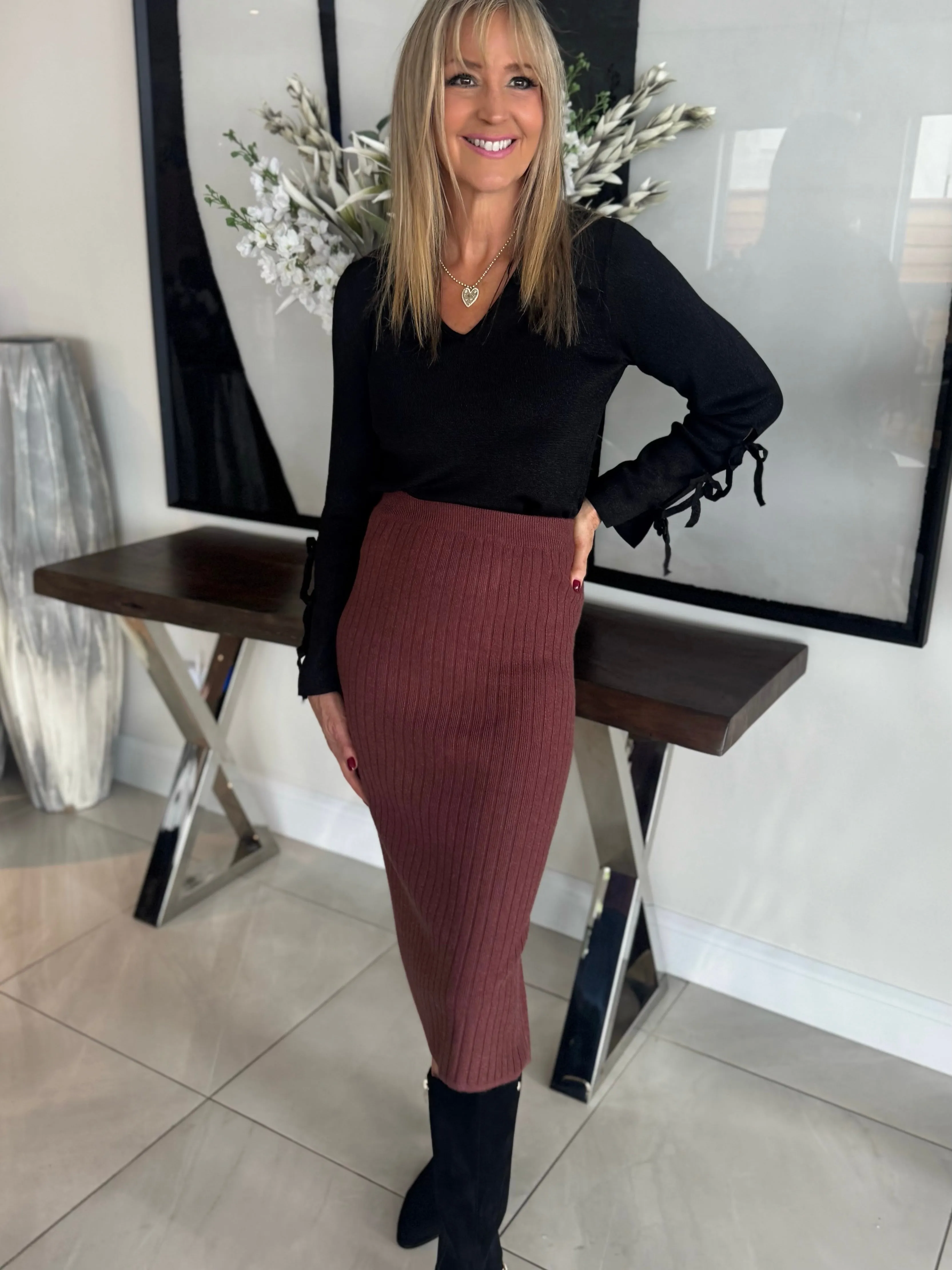 Must-have Knit Pull On Pencil Skirt | SK203 sold by Artizan