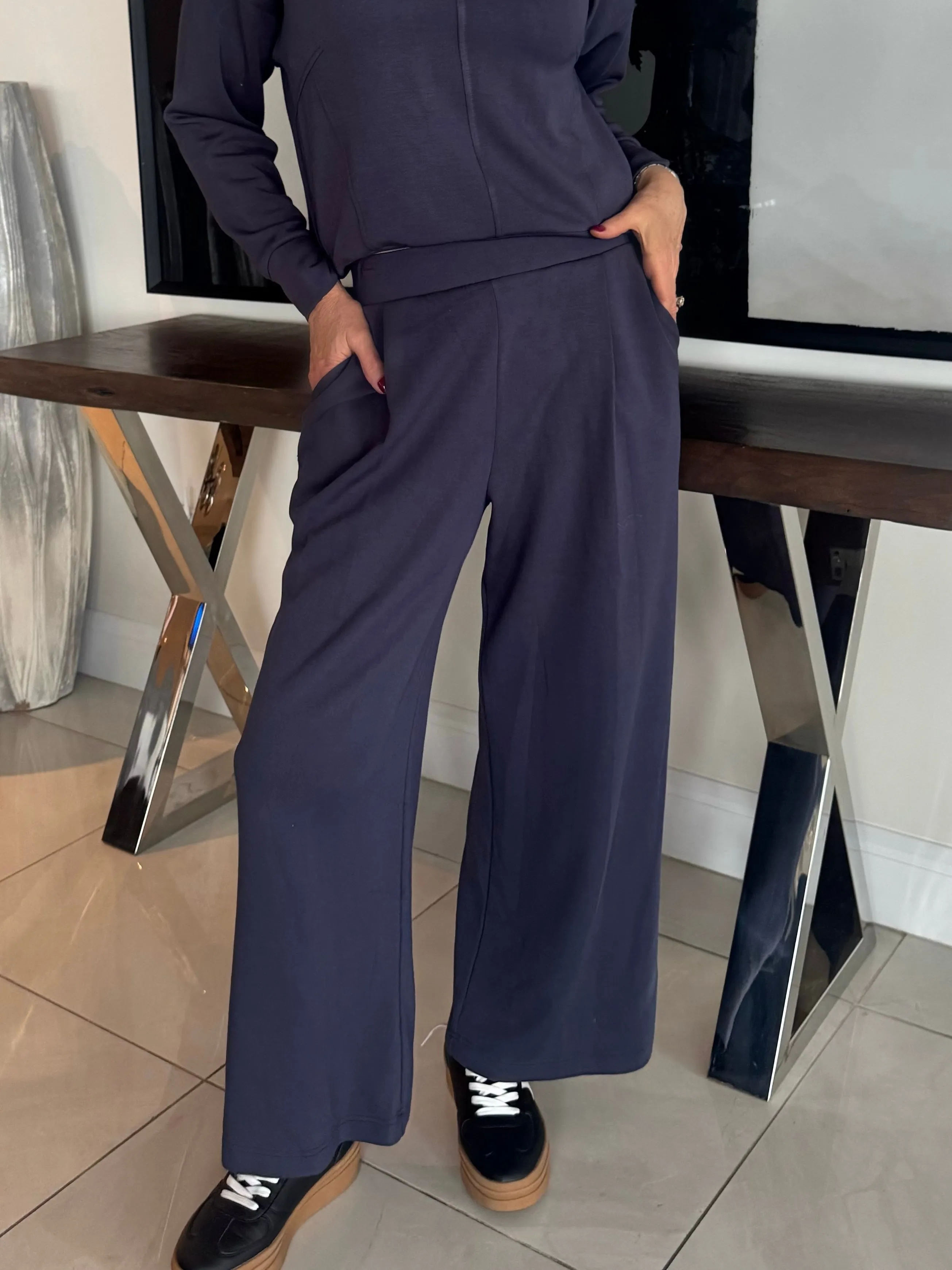 Techno Lux Wellness Athleisure Pant | PA229 sold by Artizan product image thumbnail 2