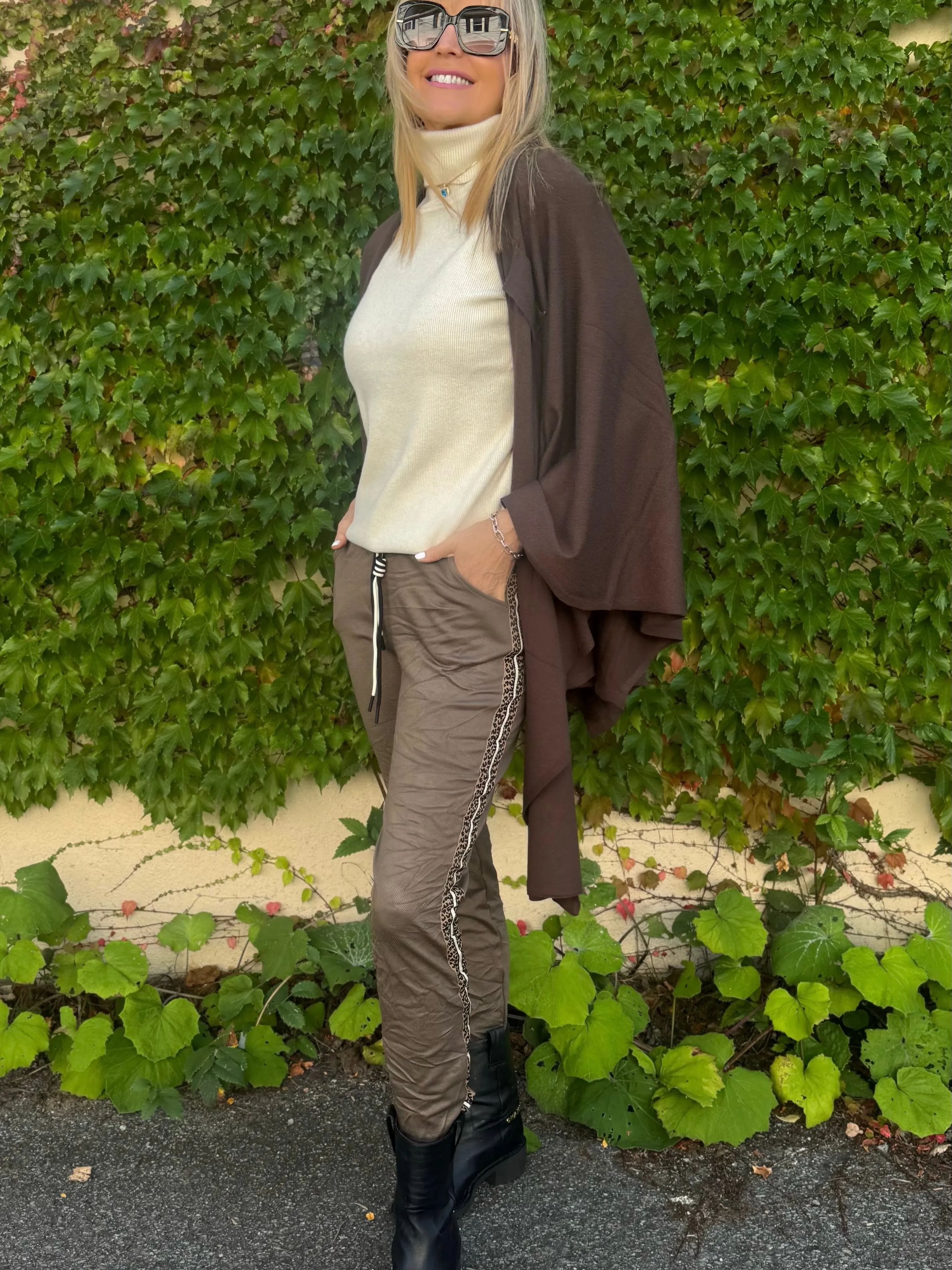 Messina Italian Joggers | PA231 sold by Artizan product image thumbnail 2