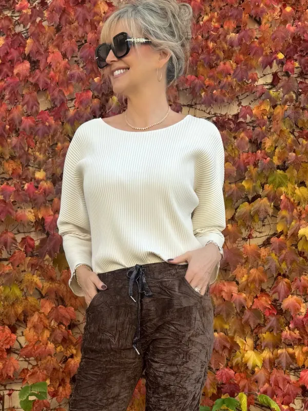 Pleated Boxy JR Top | R245 sold by Artizan