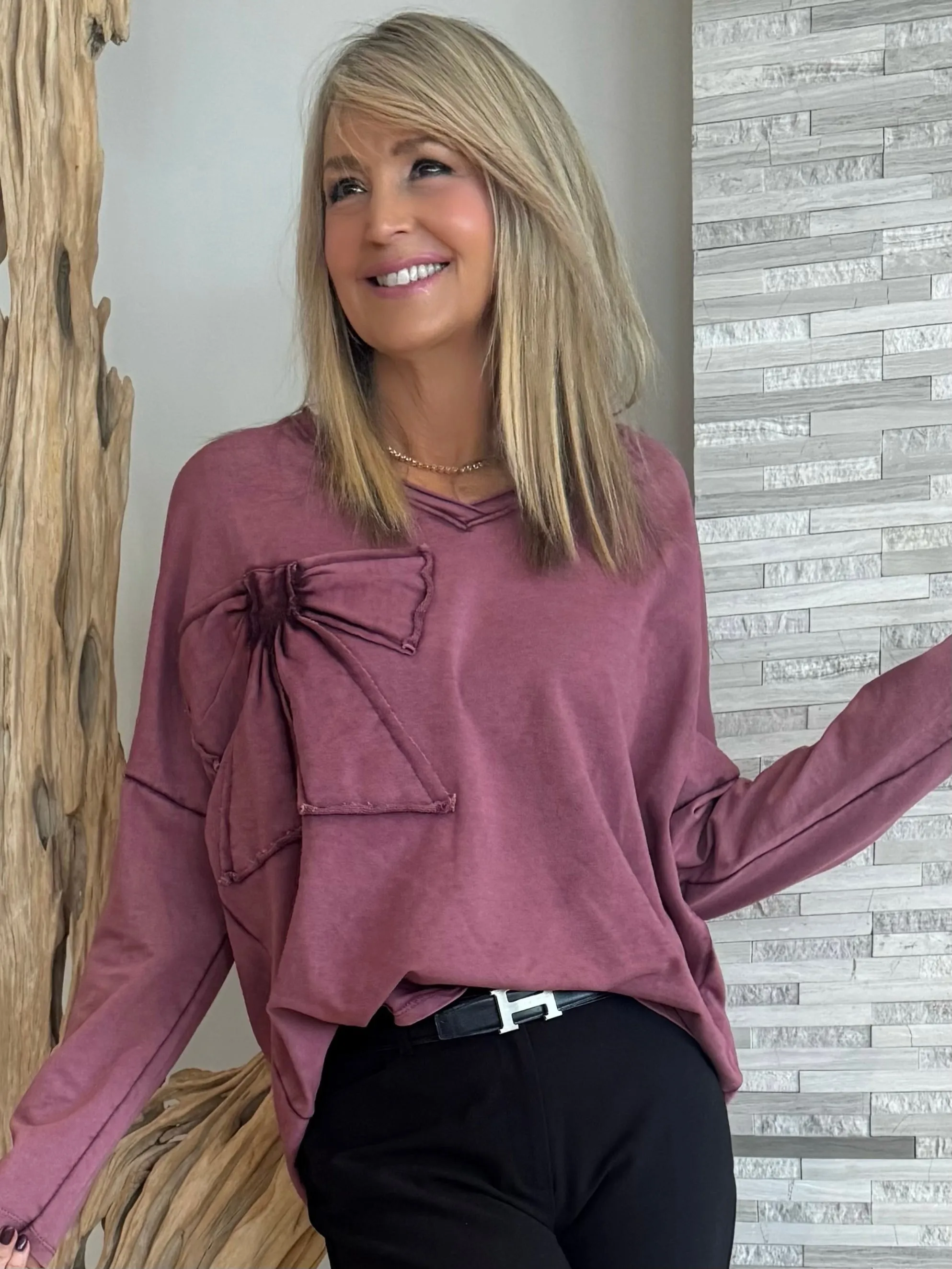 Coquette Bow V-Neck | T262 sold by Artizan